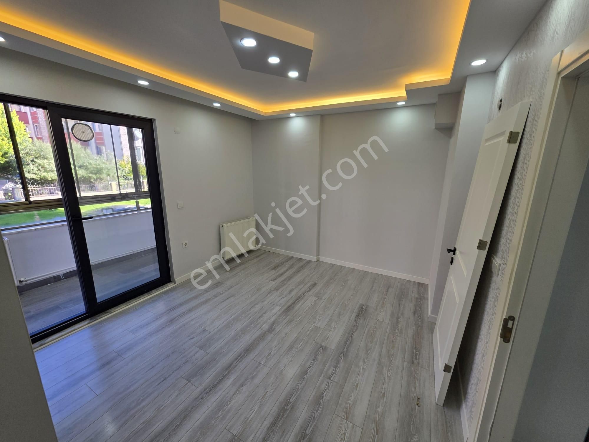 Irmaksudan Doğalğaz Kombili Cam Balkon 2+1 Öncephe Daire - Görsel 13