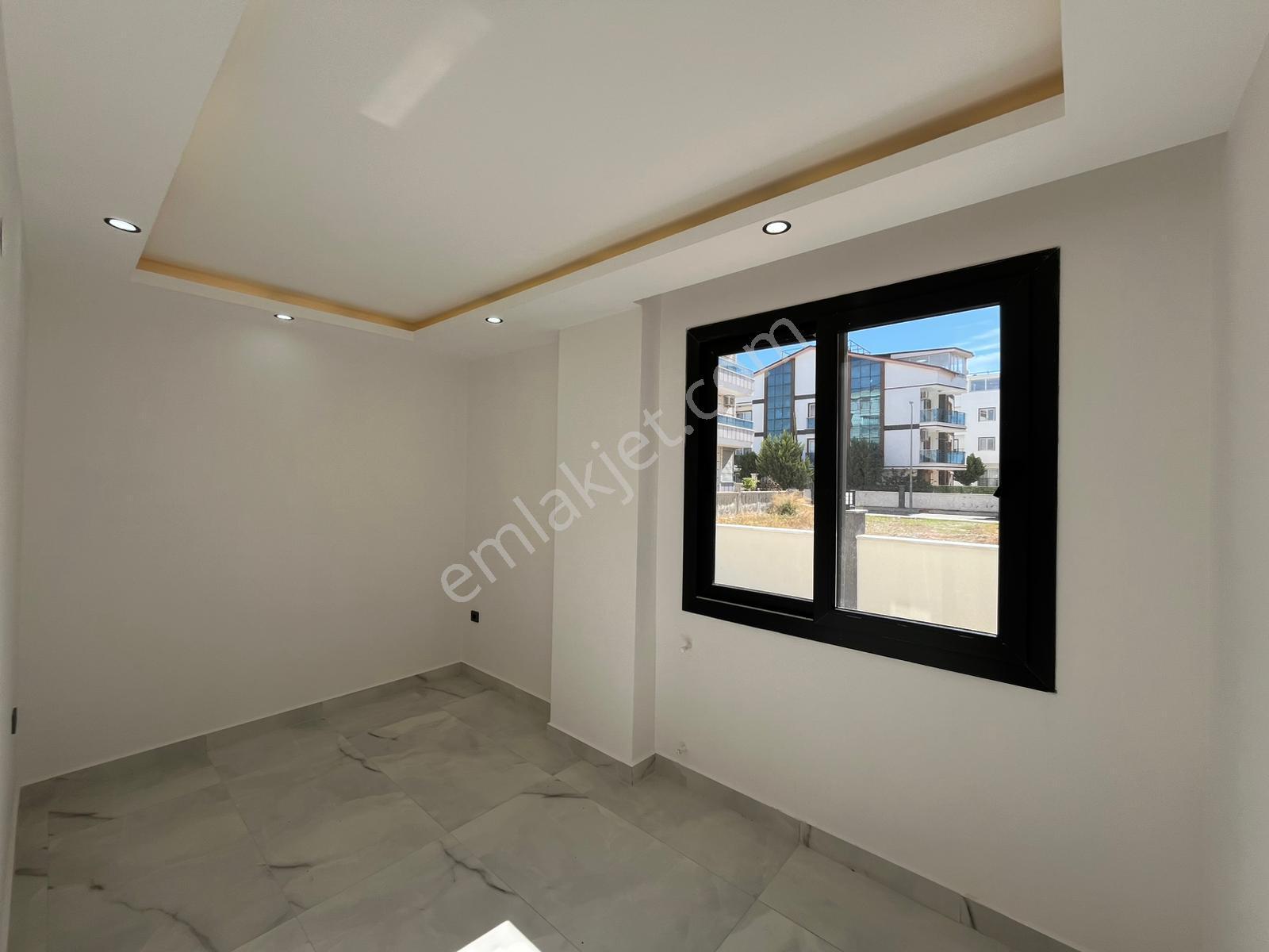 Didim Merkezde Müstakil Girişli Sıfır 3+1 Daire - Görsel 13