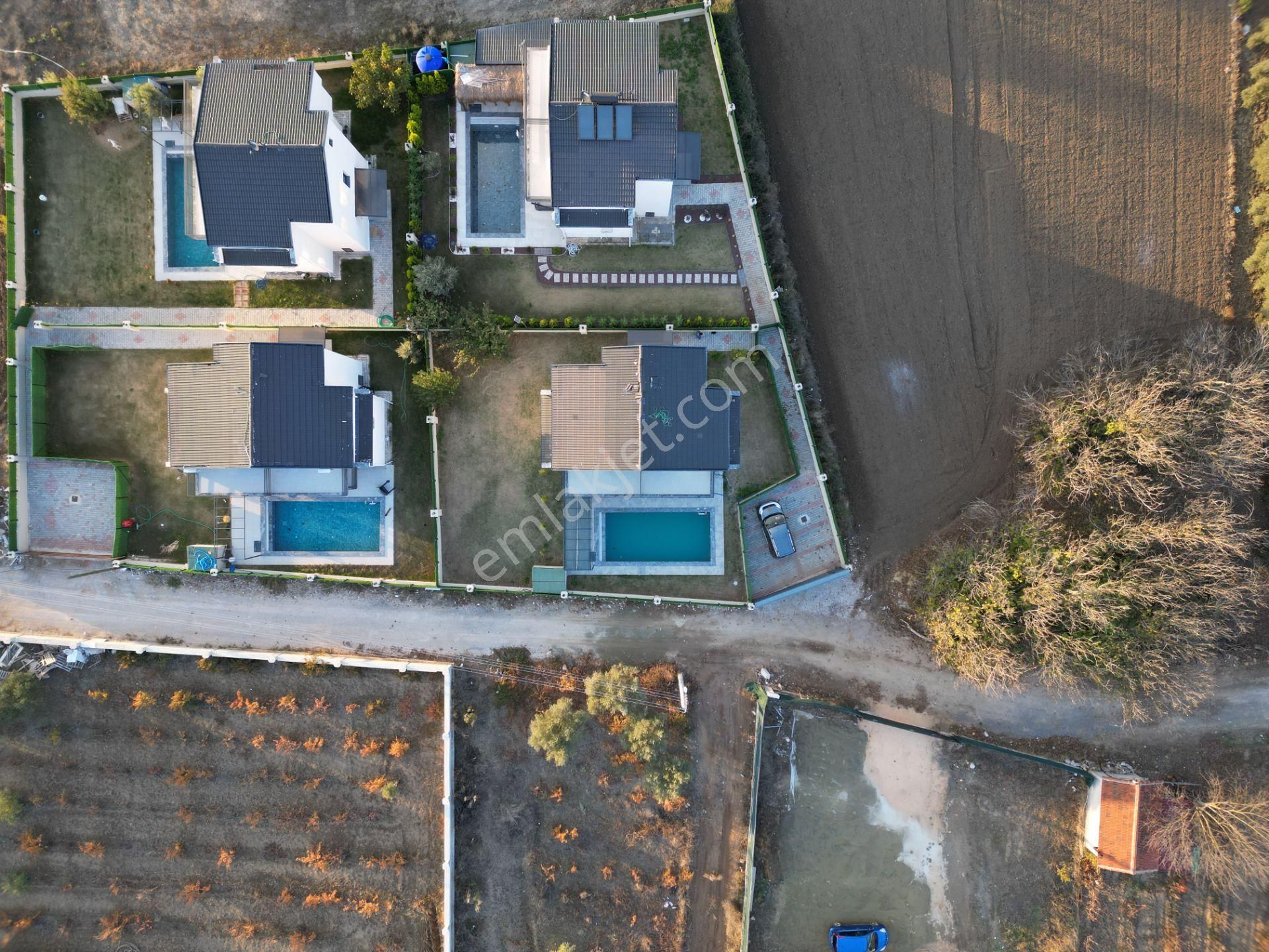 Goldhouse Dan Satılık Villa Doğa Manzaralı Fırsat Tripleks 4+1 - Görsel 26