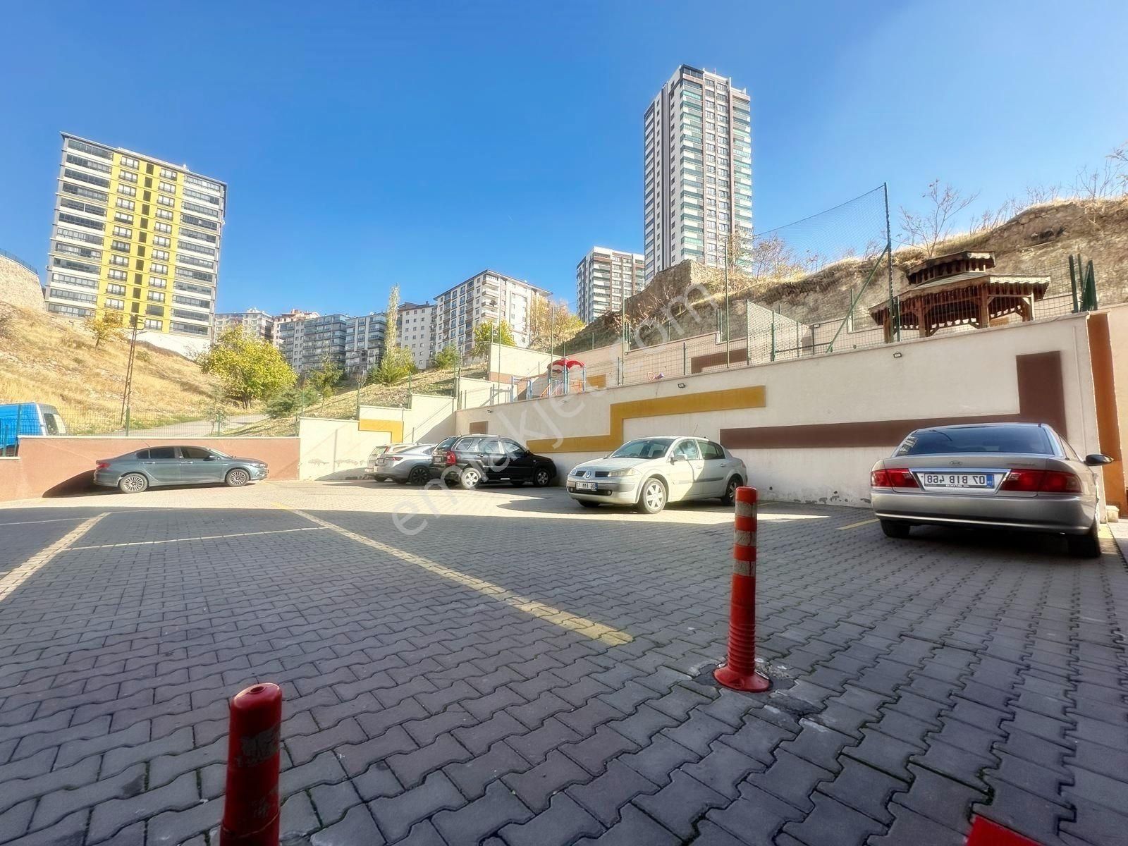 Relax'tan Ayvalı Da Site İçi 4.kat 170 M2 Teras Bal. 3+1 Kacmaz - Görsel 31
