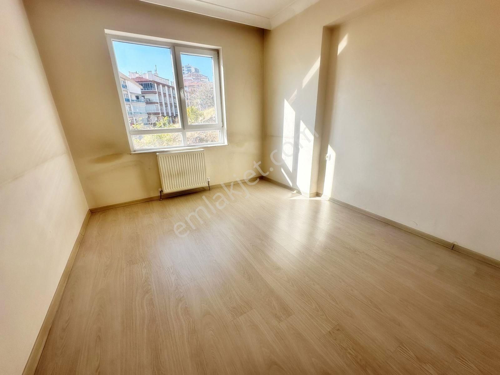 Relax'tan Ayvalı Da Site İçi 4.kat 170 M2 Teras Bal. 3+1 Kacmaz - Görsel 20