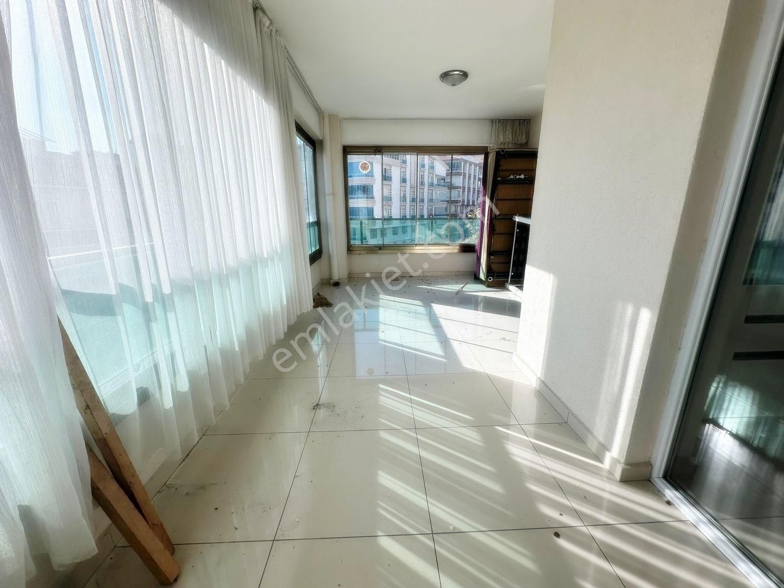 Relax'tan Ayvalı Da Site İçi 4.kat 170 M2 Teras Bal. 3+1 Kacmaz - Görsel 7