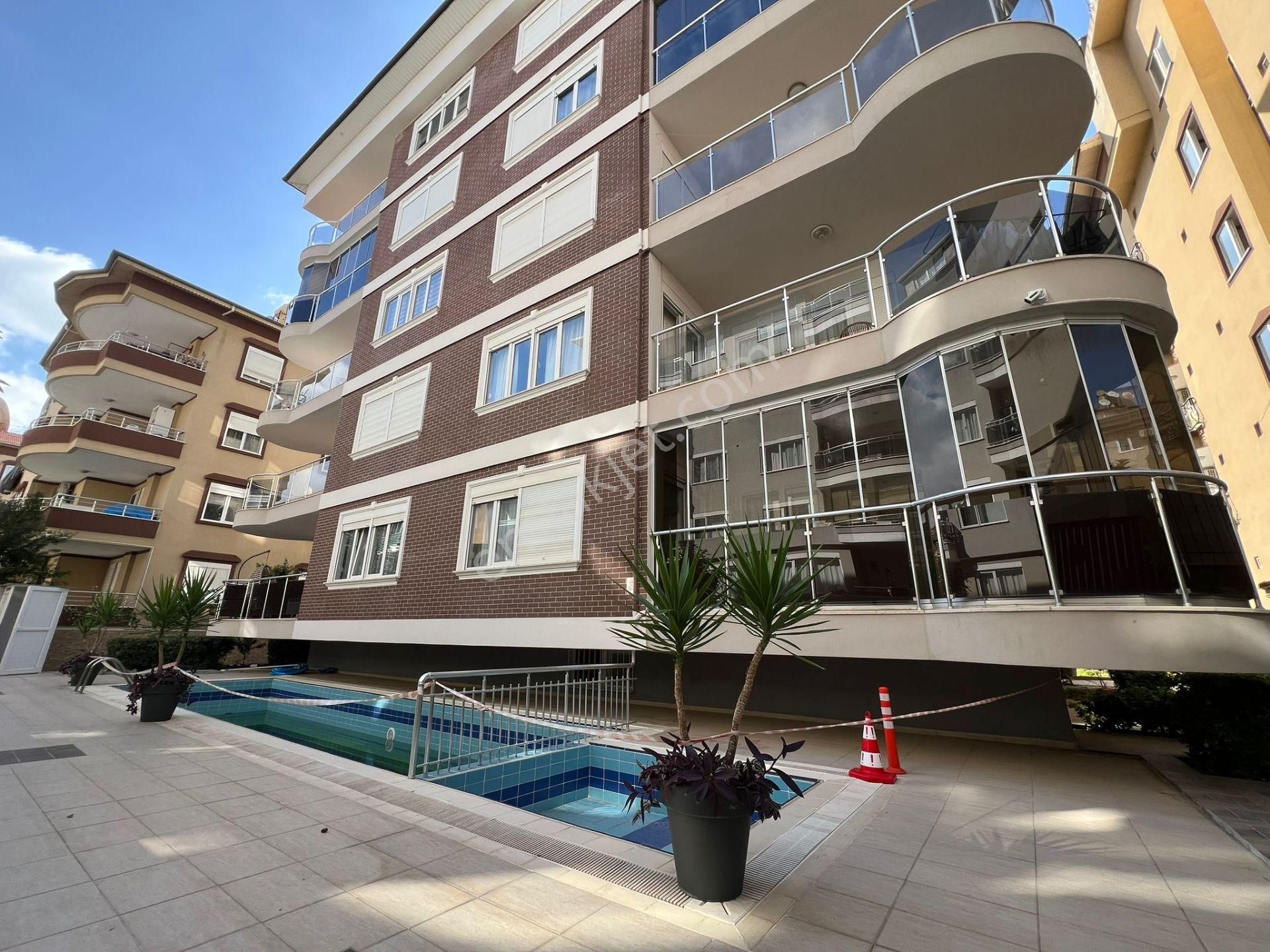 Alanya Oba Da 3+1 Ayrı Mutfak Eşyalı Dubleks Daire