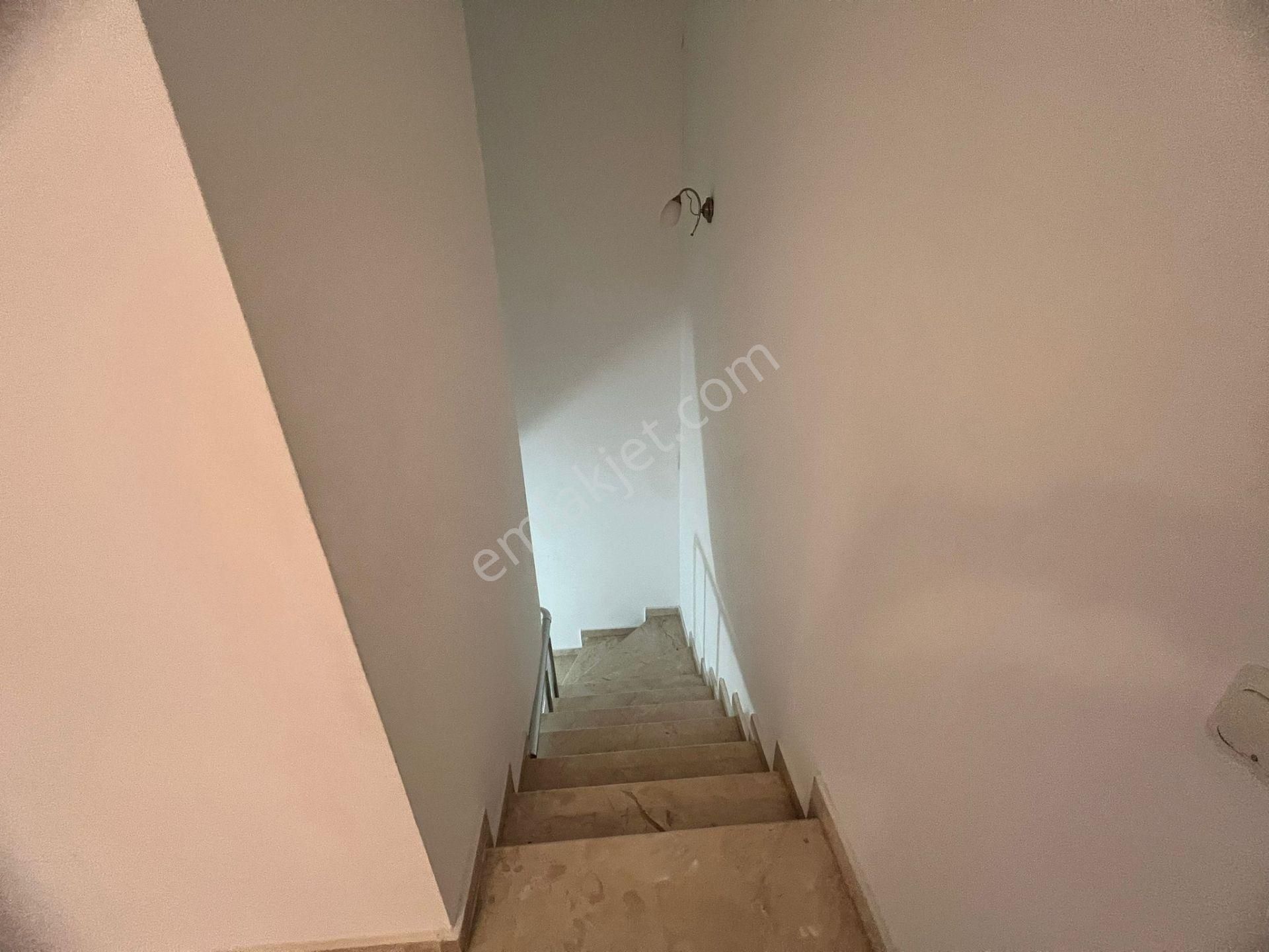 Alanya Oba Da 3+1 Ayrı Mutfak Eşyalı Dubleks Daire - Görsel 16