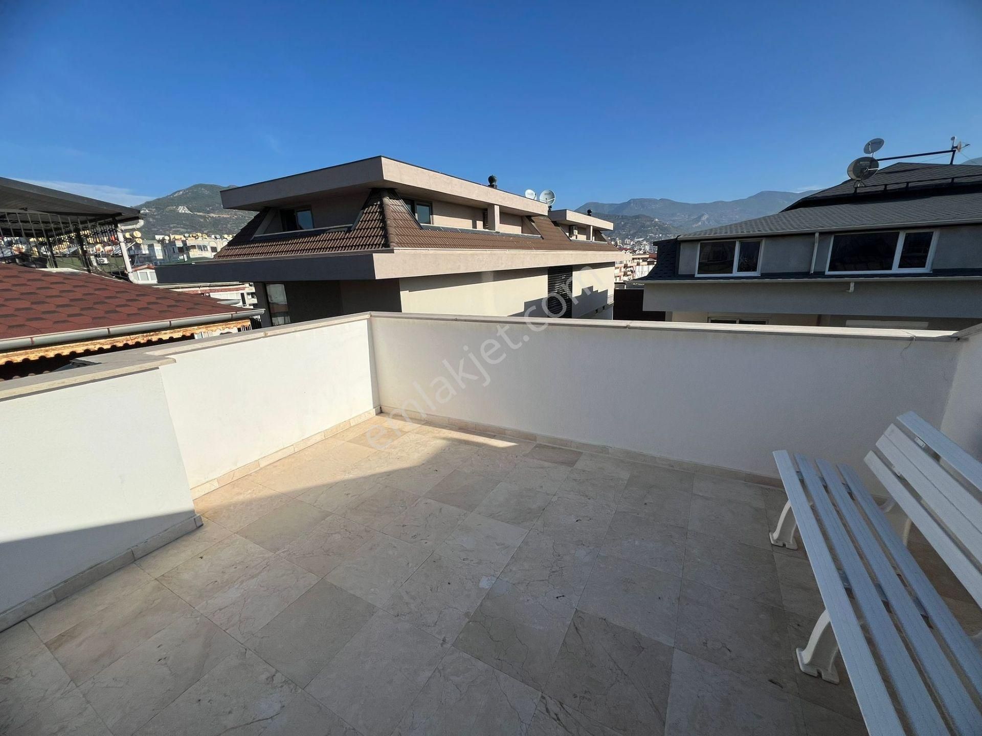 Alanya Oba Da 3+1 Ayrı Mutfak Eşyalı Dubleks Daire - Görsel 17