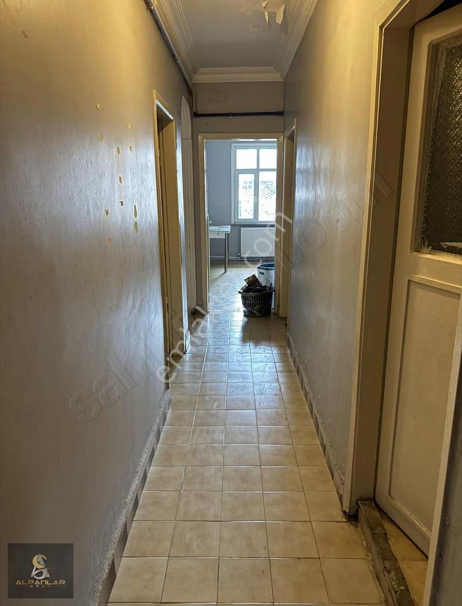 Kanarya'da 2+1 Satılık 115m2 4.üncü Kat Daire