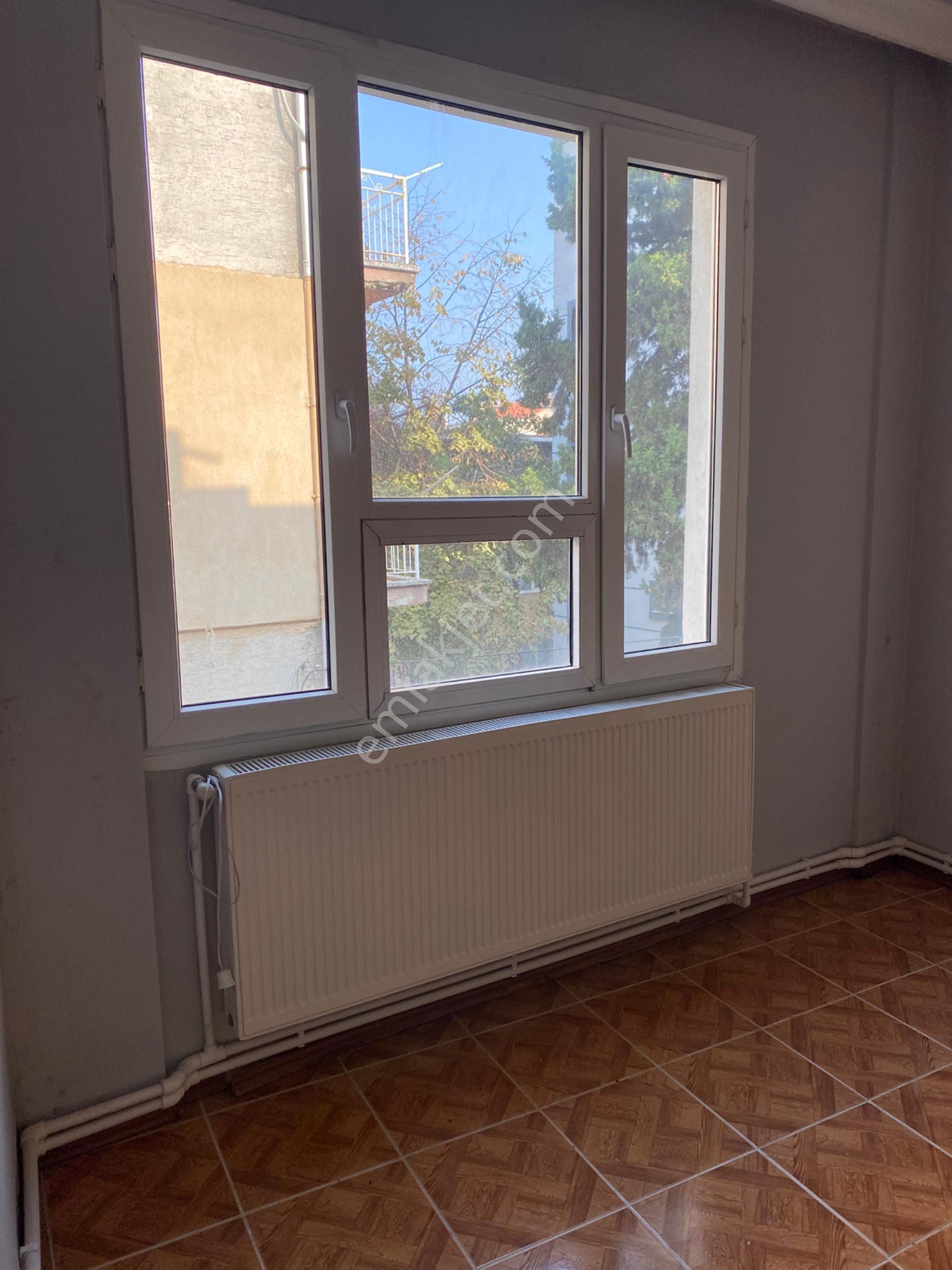 Şirinyer Merkeze , İzbana Ve Pazaryerine 5 Dk Yürüme Mesafesinde Doğalgazlı, Kombili Arakat - Görsel 10