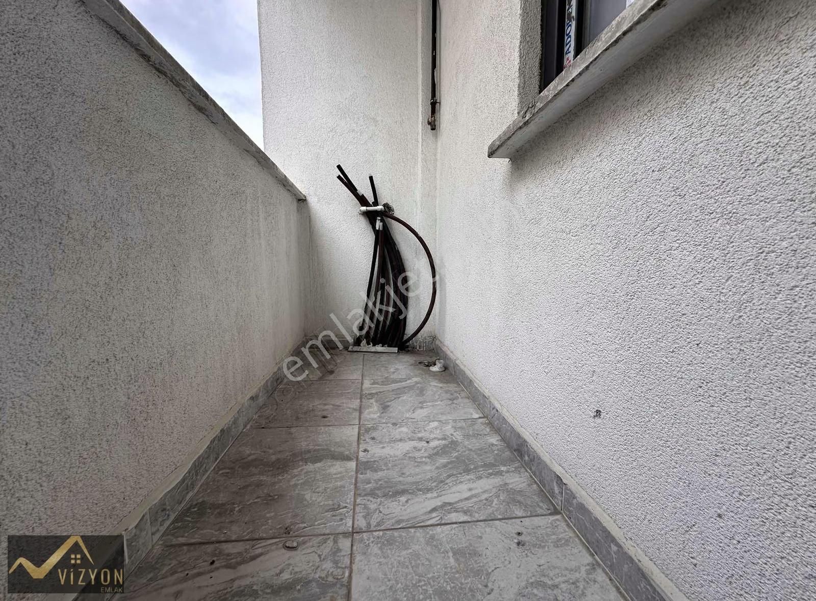 Vizyon Emlak'tan Fsm Cad.de Asansörlü K.otoparklı 2+1 Arakat - Görsel 15