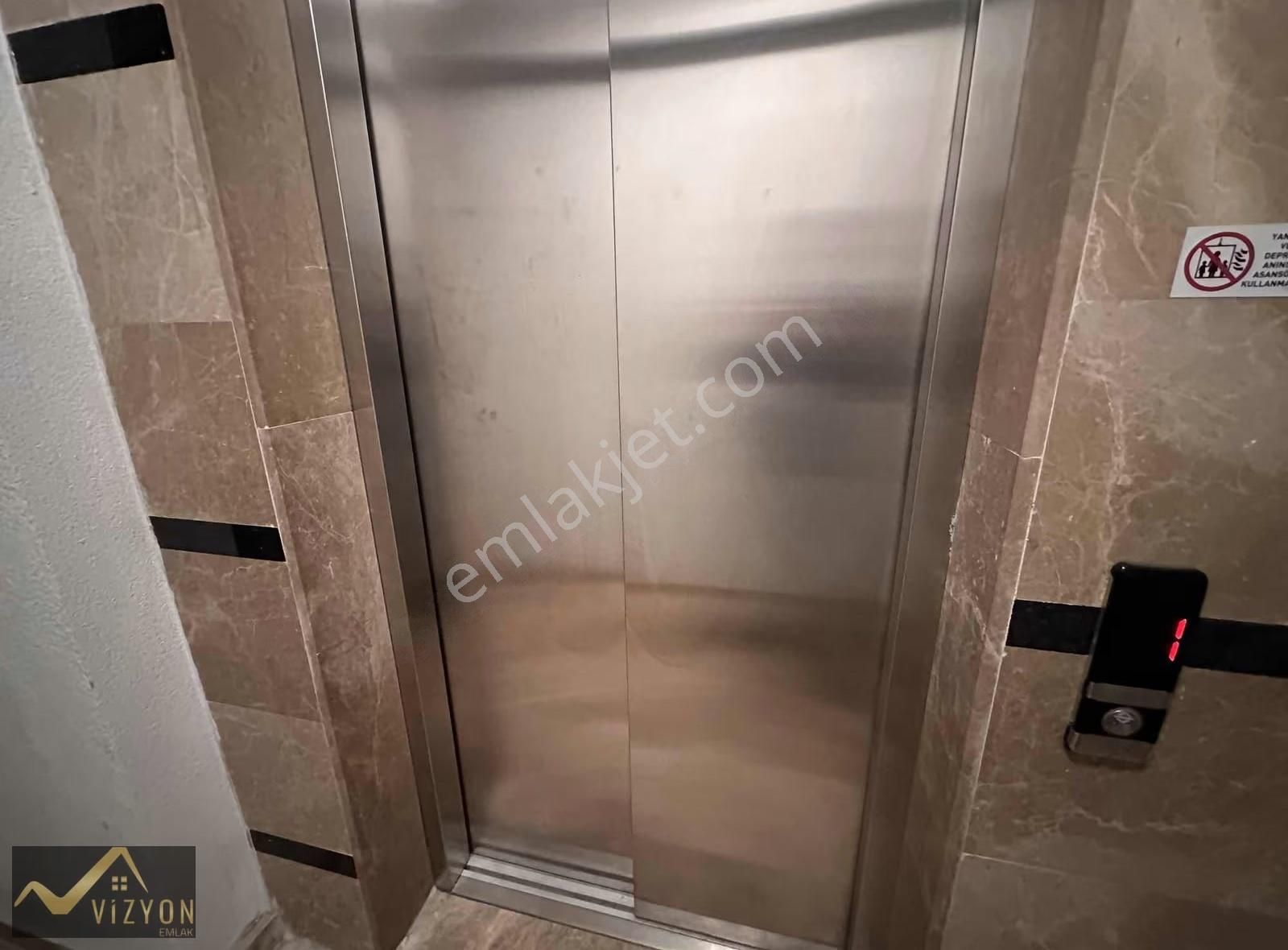 Vizyon Emlak'tan Fsm Cad.de Asansörlü K.otoparklı 2+1 Arakat - Görsel 14