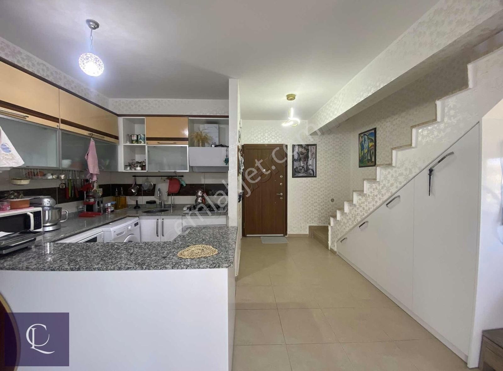 Clara Gayrimenkul'den Serik'de Satılık Müstakil Tripleks - Görsel 16