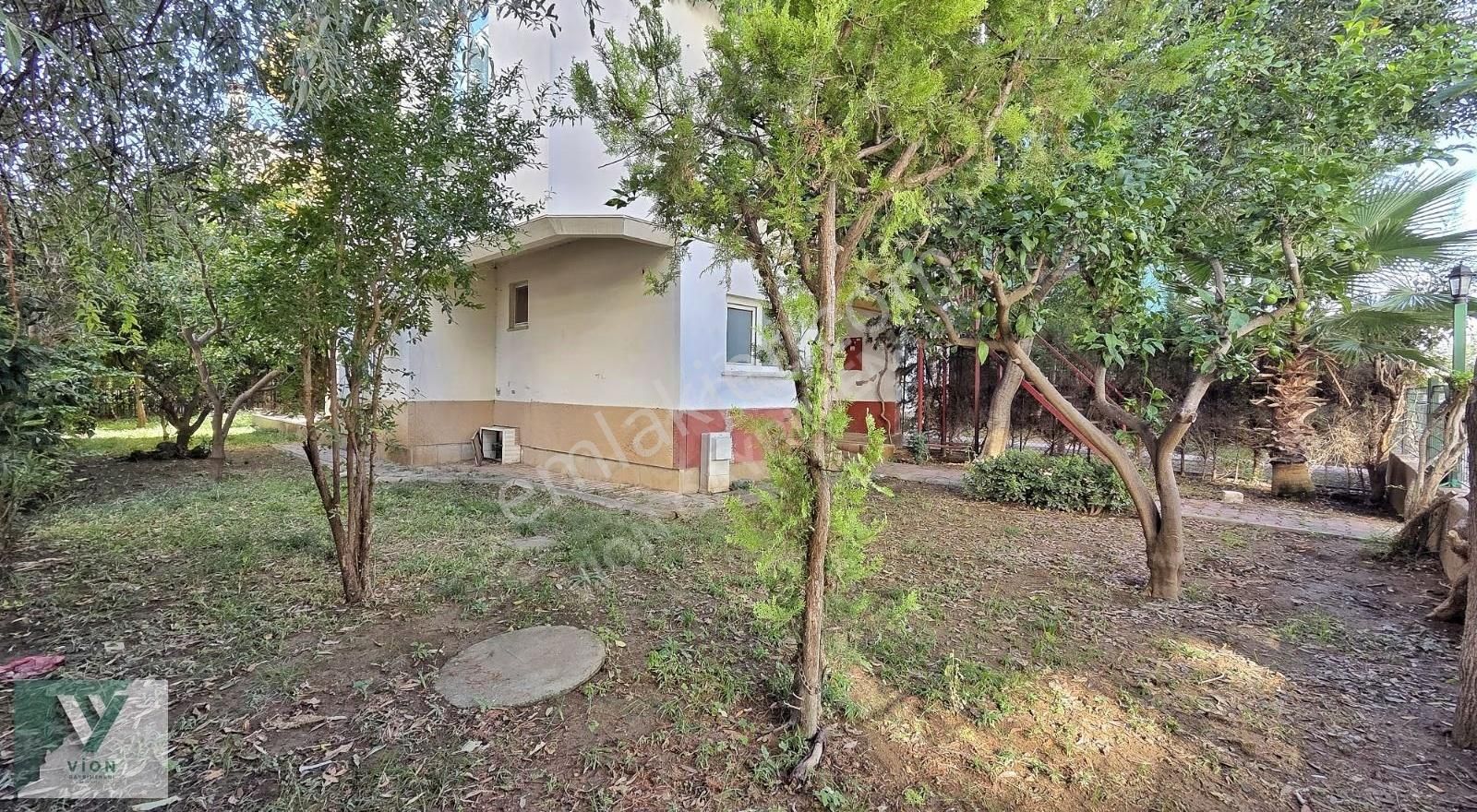 Tevfik Önal'dan Kundu Turizm Yolu'na 25 Mt 7+1 Bahçeli Villa - Görsel 11