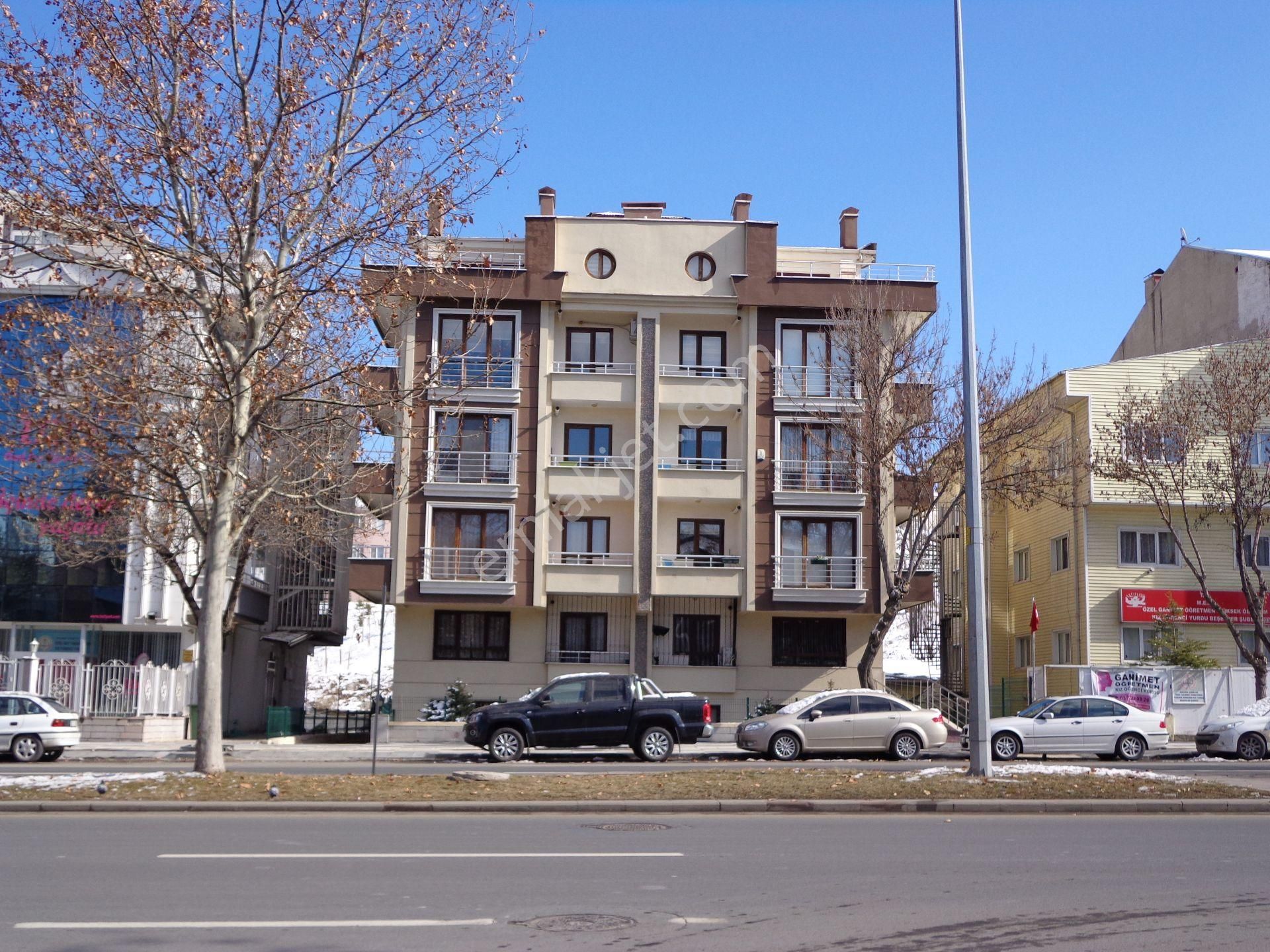 Beşevlerde Genç Binada 2+1 Kombili - Ön Ara Kat- Asansörlü - Kapalı Otoparklı- - Görsel 12