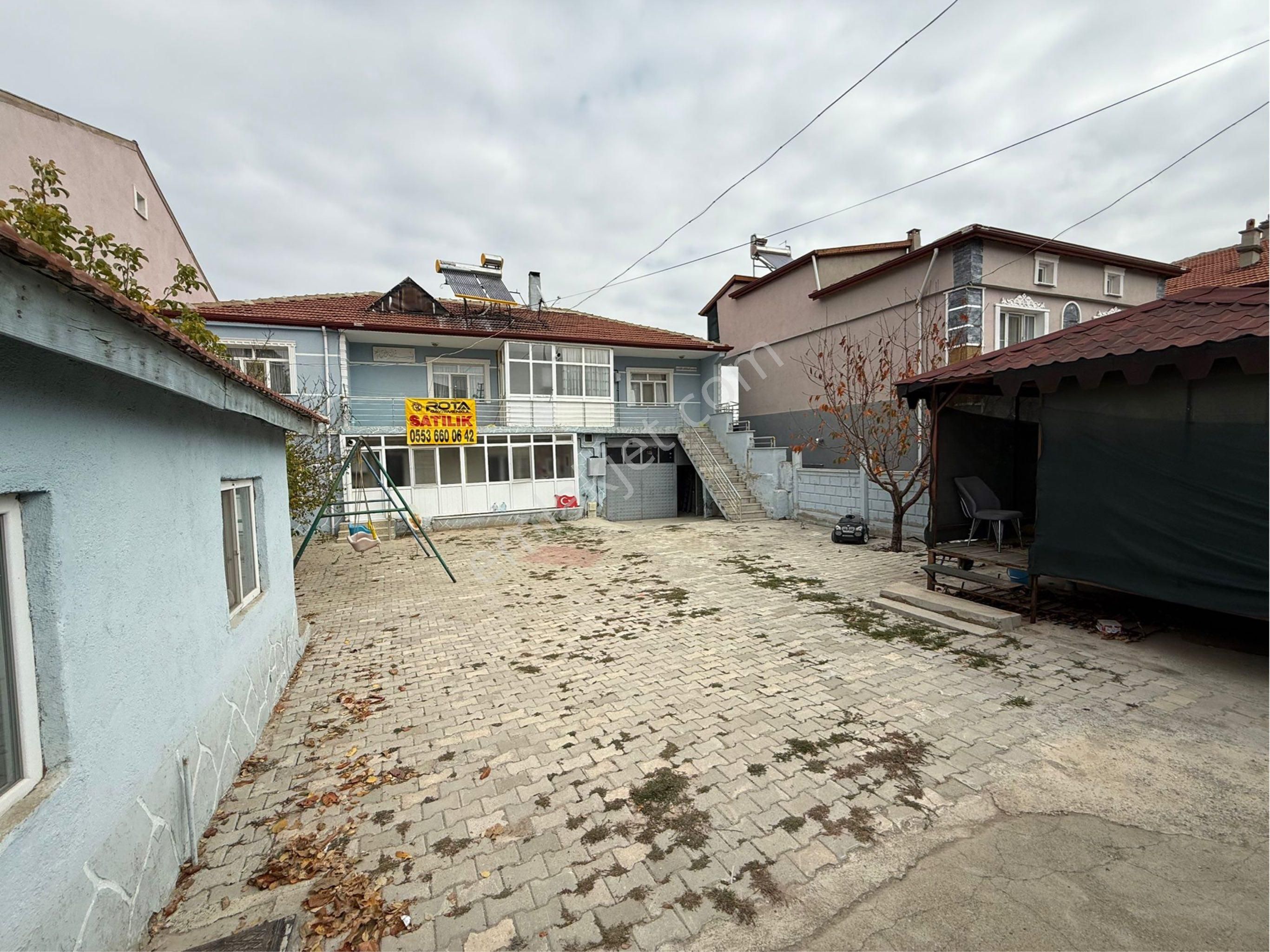 📍 Rota’dan Satılık Yunak Yeni Mah.2 Katlı Müstakil Daire - Görsel 2