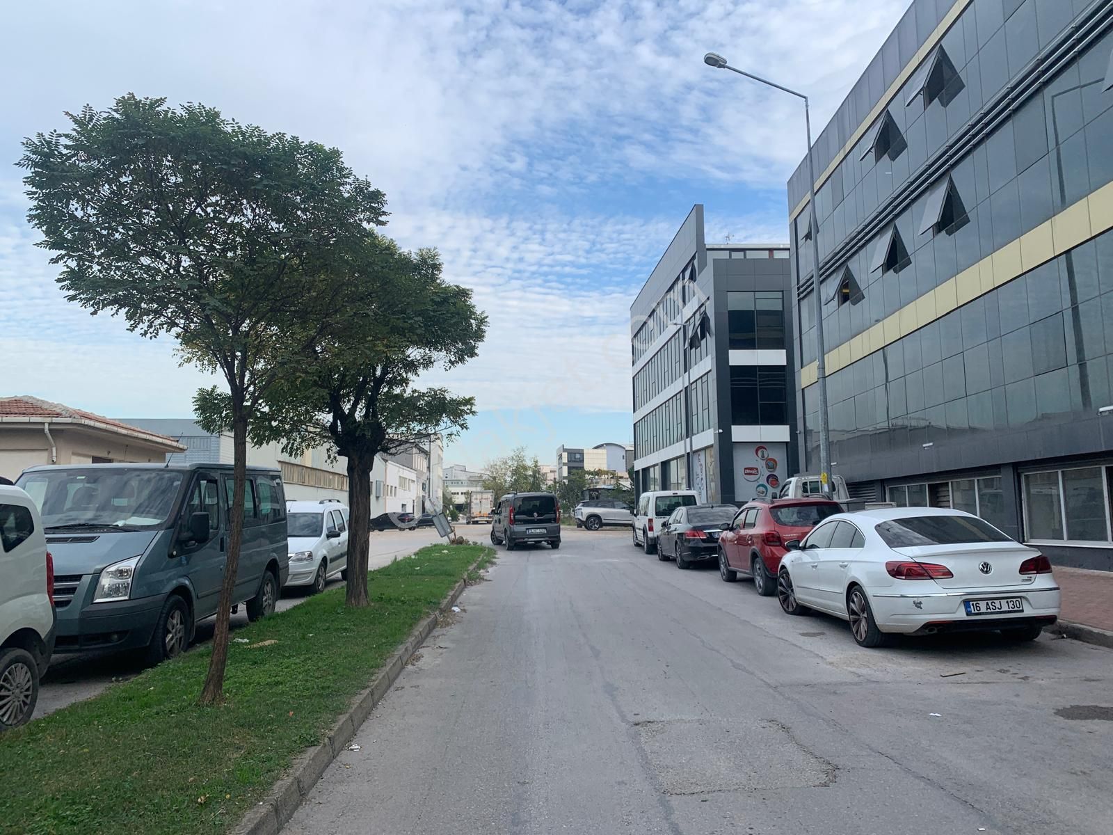 Turyap Leyla Akçınar'dan Vişne Cad. 300 M2 Giriş Kat Kiralık - Görsel 5