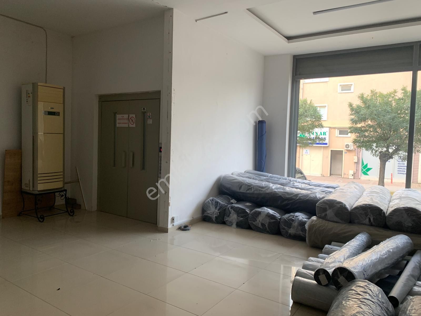 Turyap Leyla Akçınar'dan Vişne Cad. 300 M2 Giriş Kat Kiralık - Görsel 13