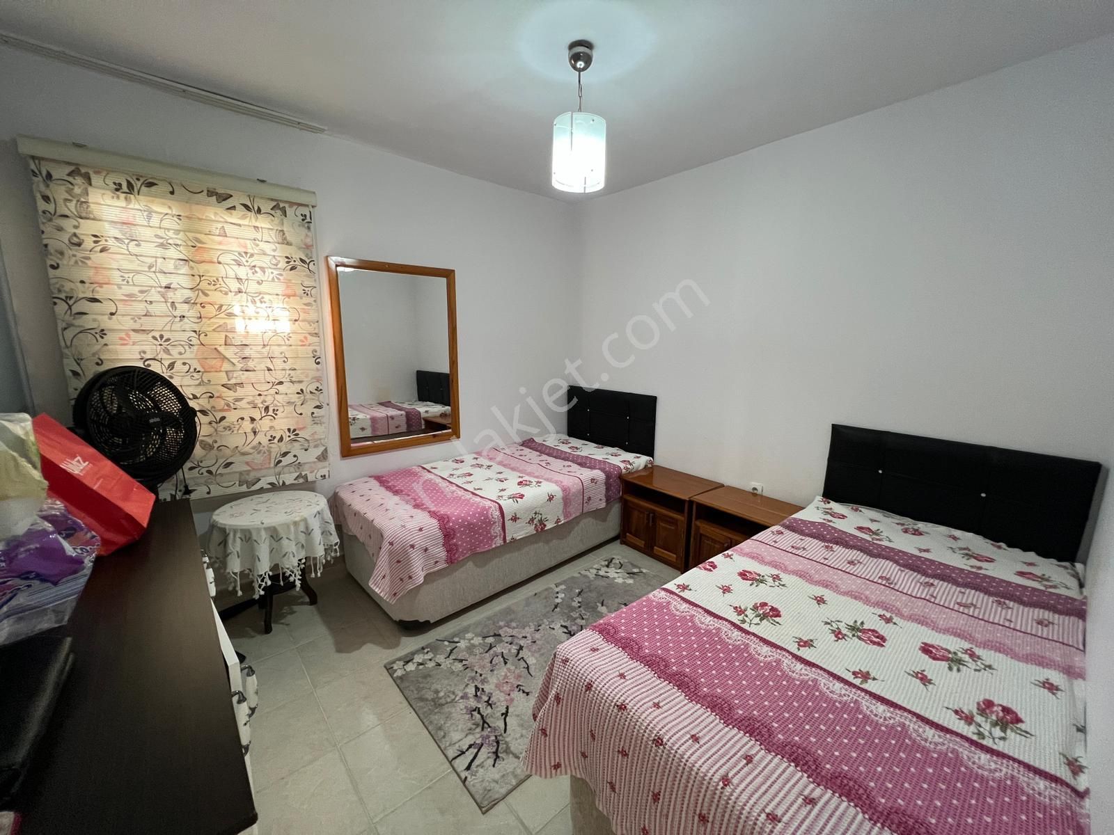 Bağla Bank Evlerinde 115 M² + Depolu, Çift Balkonlu 3+1 Daire - Görsel 14