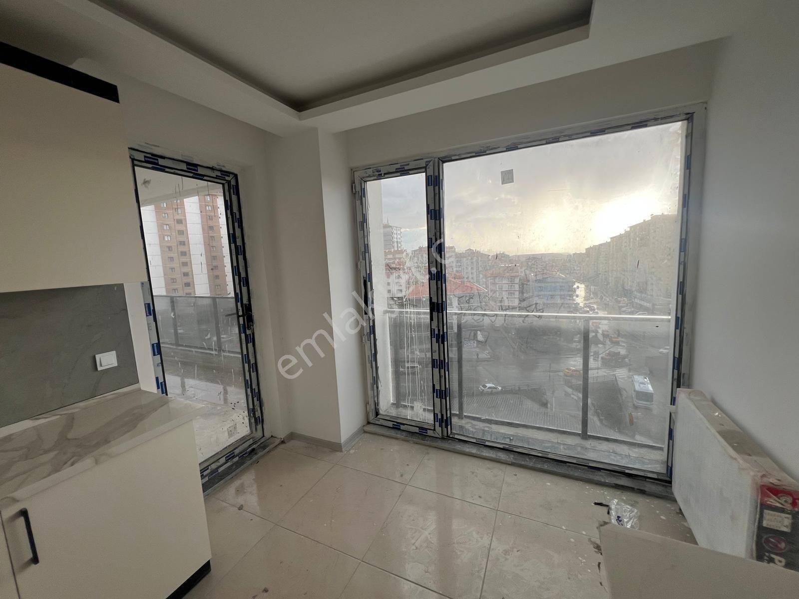 Güventepe'de Ankara Manzaralı Sıfır 4+1 Satılık Daire - Görsel 25