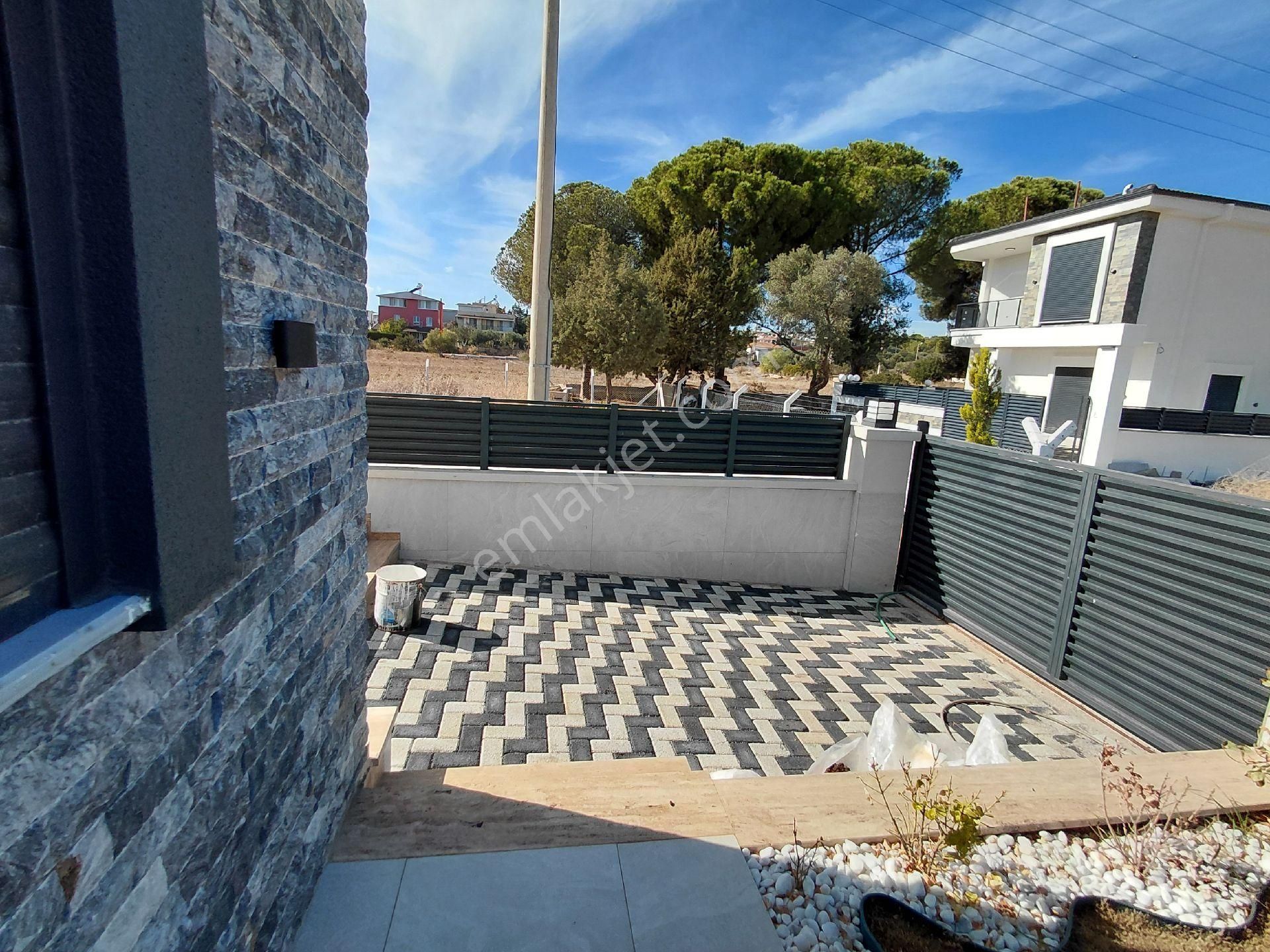 Didim Fevzipaşa Mahallesinde Mt Plaja! Tam Müstakil Deniz Manzaralı Villa - Görsel 4