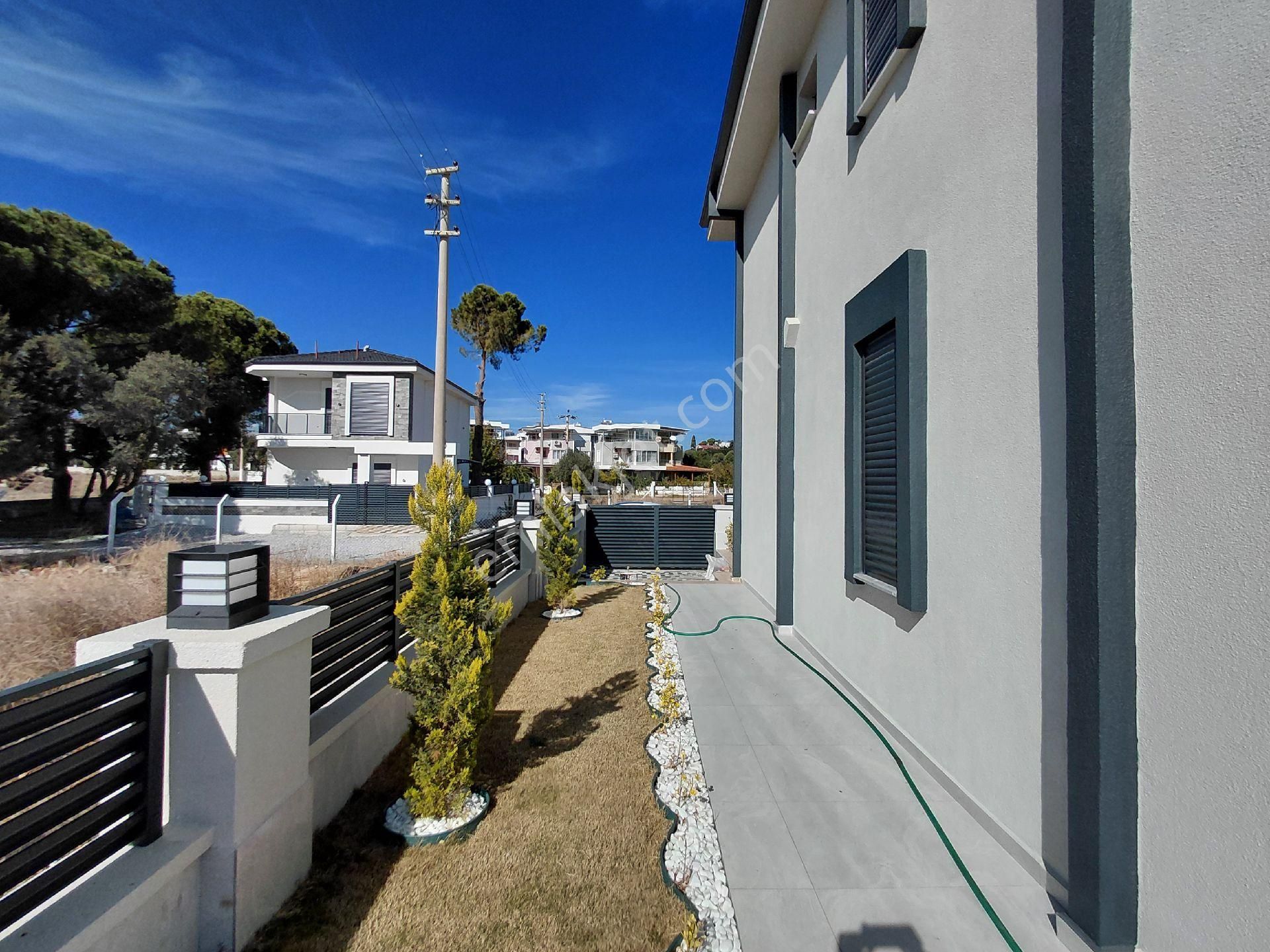 Didim Fevzipaşa Mahallesinde Mt Plaja! Tam Müstakil Deniz Manzaralı Villa - Görsel 6