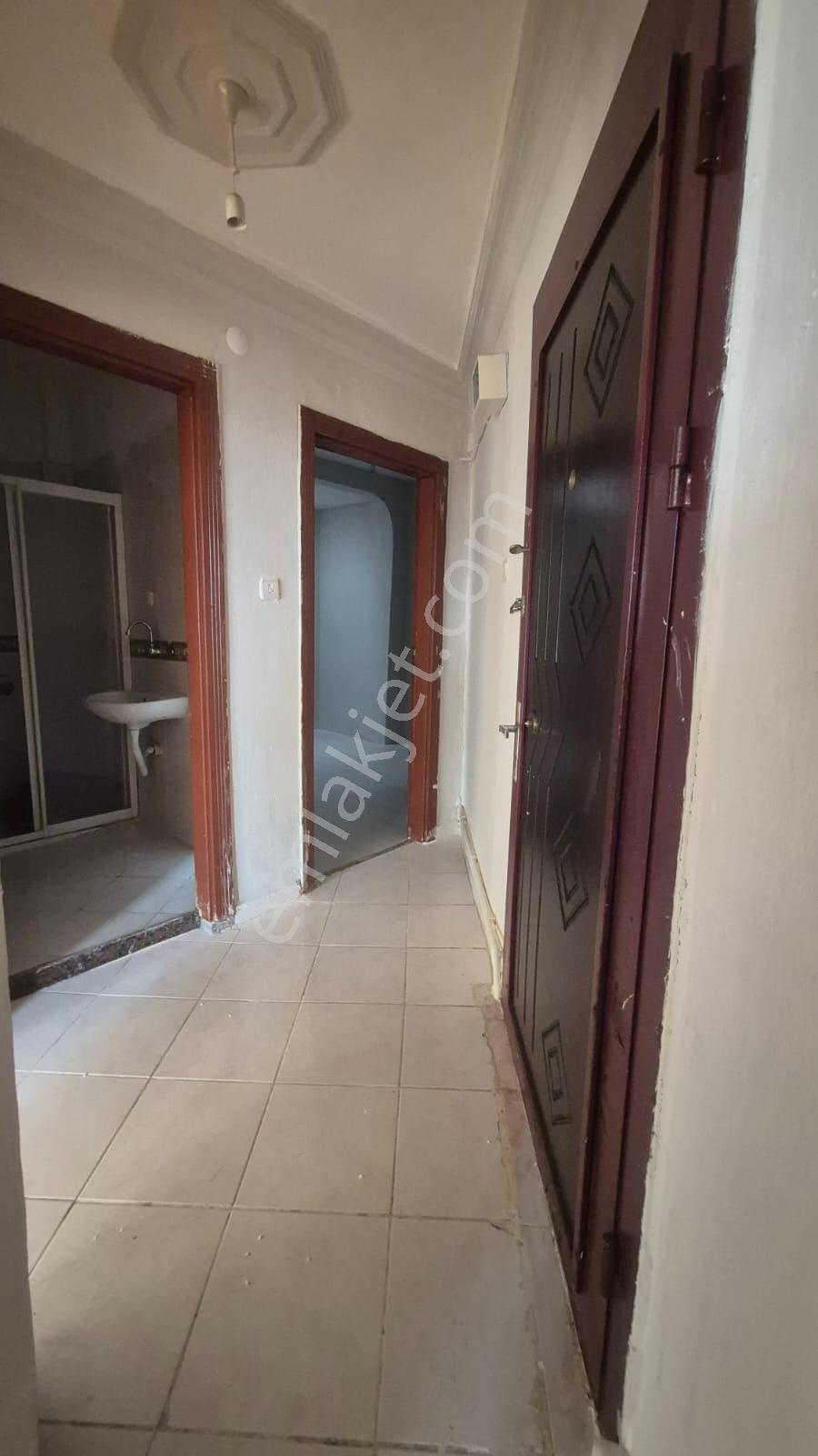 Gazi Göbeğe Yürüme Mesafesinde Düz Giriş 2+1 Satılık Kupon Daire !! - Görsel 14
