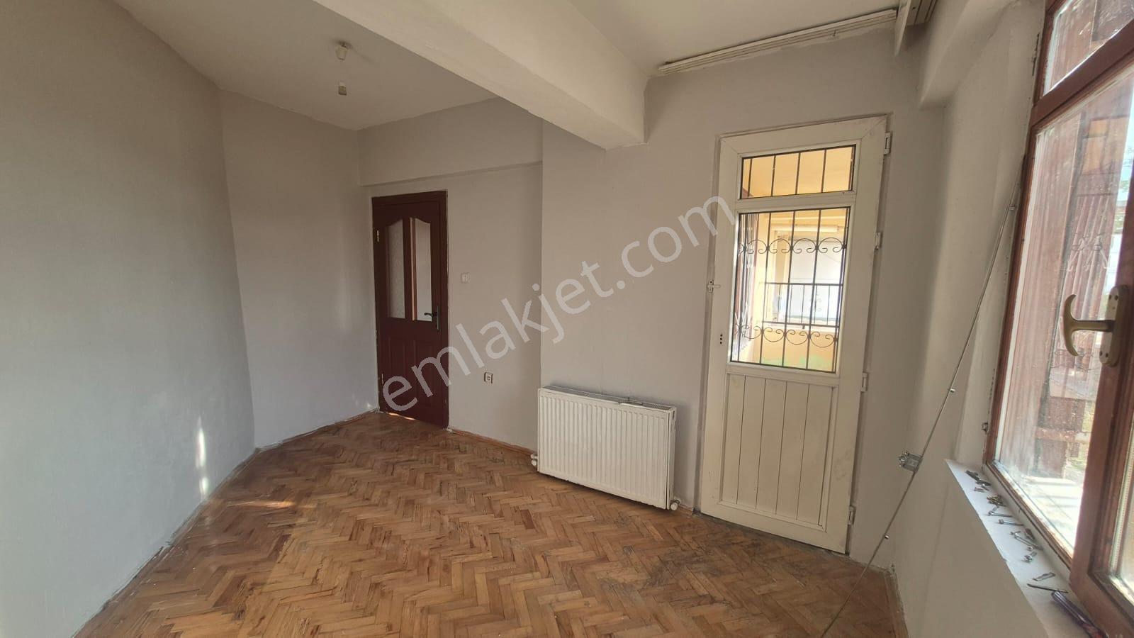 Gazi Göbeğe Yürüme Mesafesinde Düz Giriş 2+1 Satılık Kupon Daire !! - Görsel 6