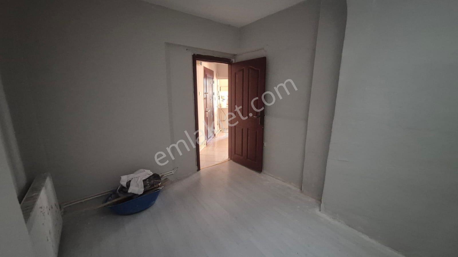 Gazi Göbeğe Yürüme Mesafesinde Düz Giriş 2+1 Satılık Kupon Daire !! - Görsel 5