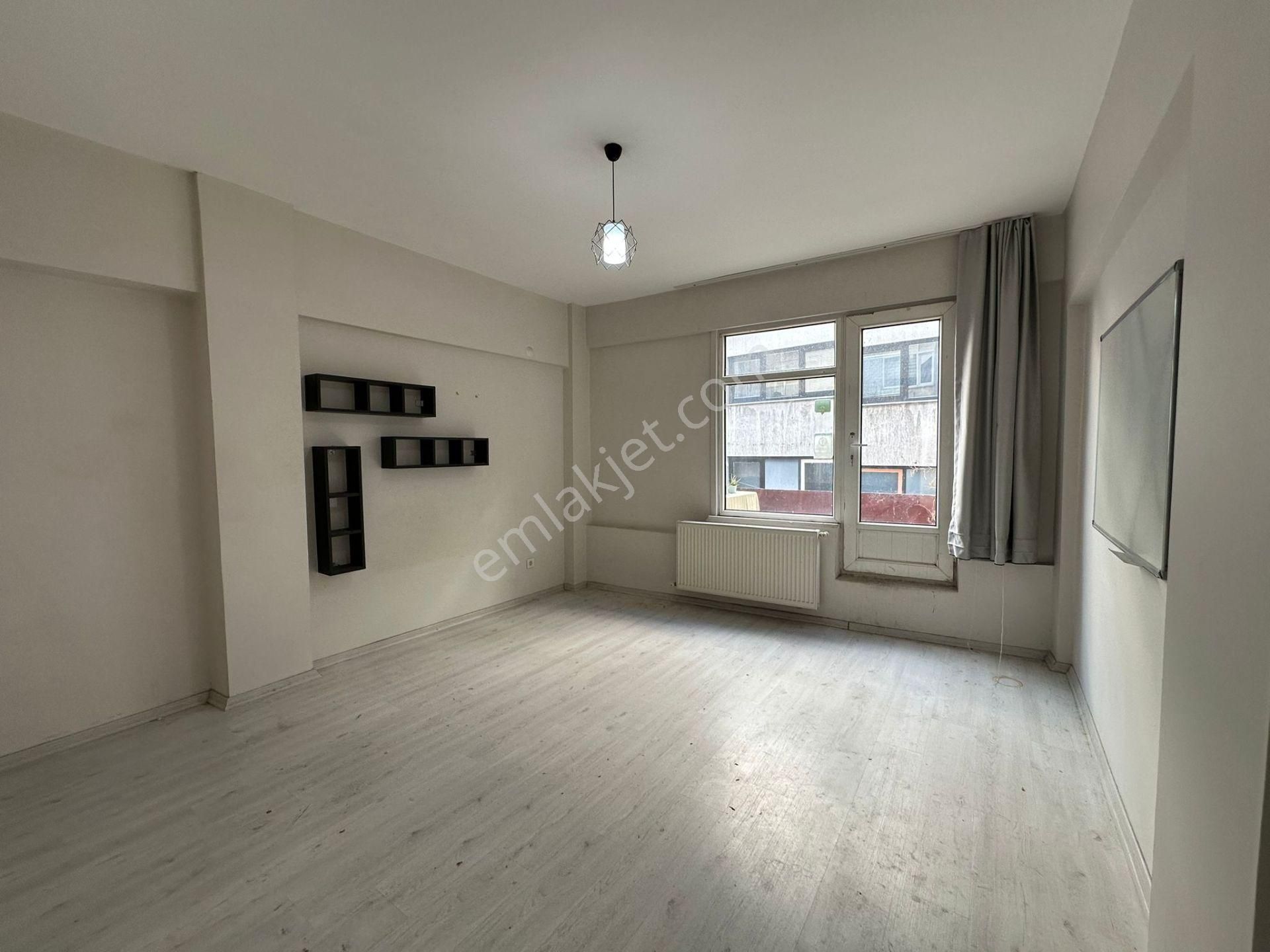 Bosforce'dan Kadıköy Altıyolda 2+1 Kullanımlı Kiralık Ofis - Görsel 6