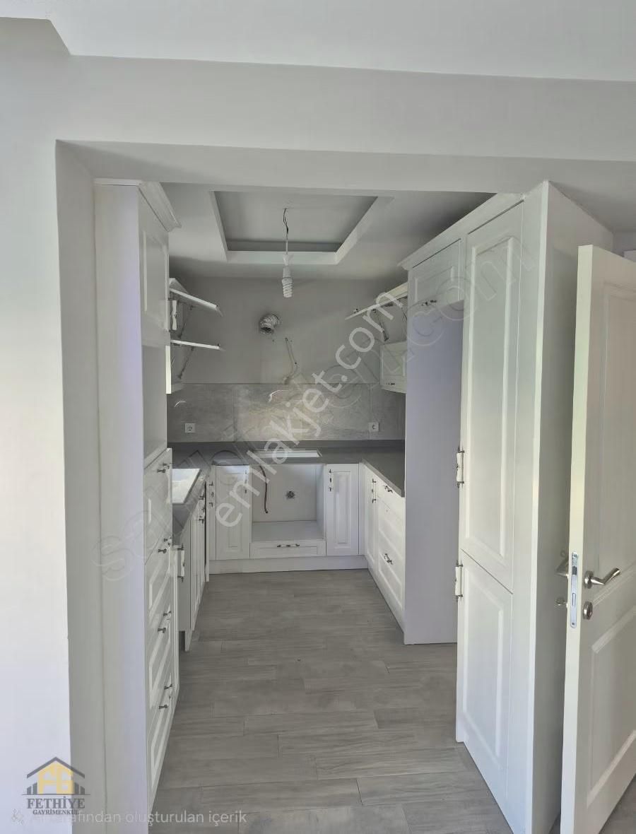 Babataşı Mahallesi Satılık 4+1 Tribleks İkiz Villa