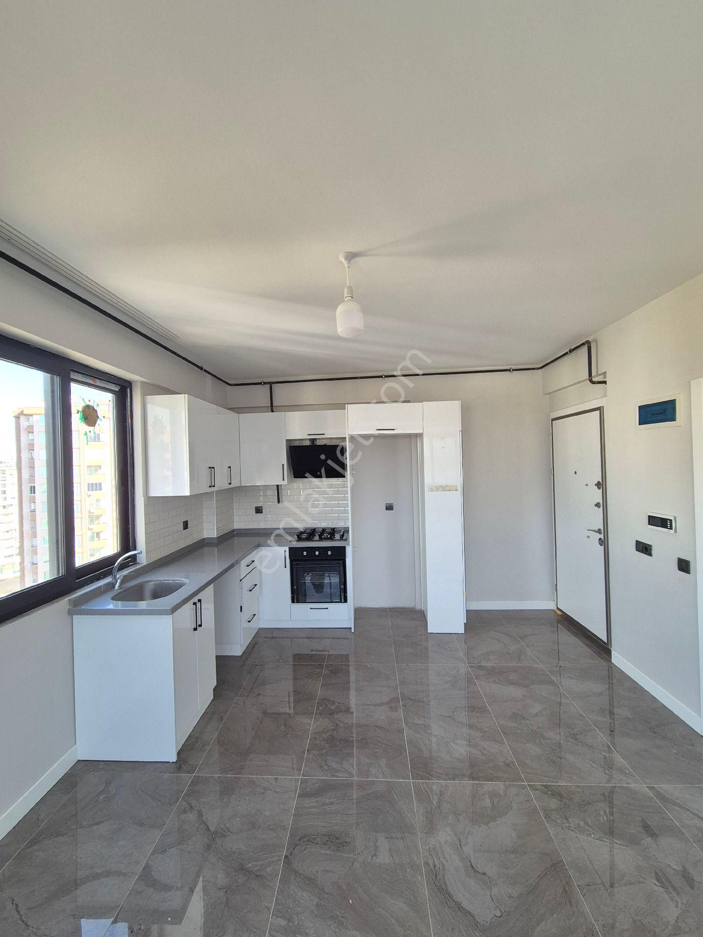 Çarkıpare'de 1+1 Klimalı 3'lü Ankastre Set Ve Şofbenli Kiralık Daire - Görsel 3