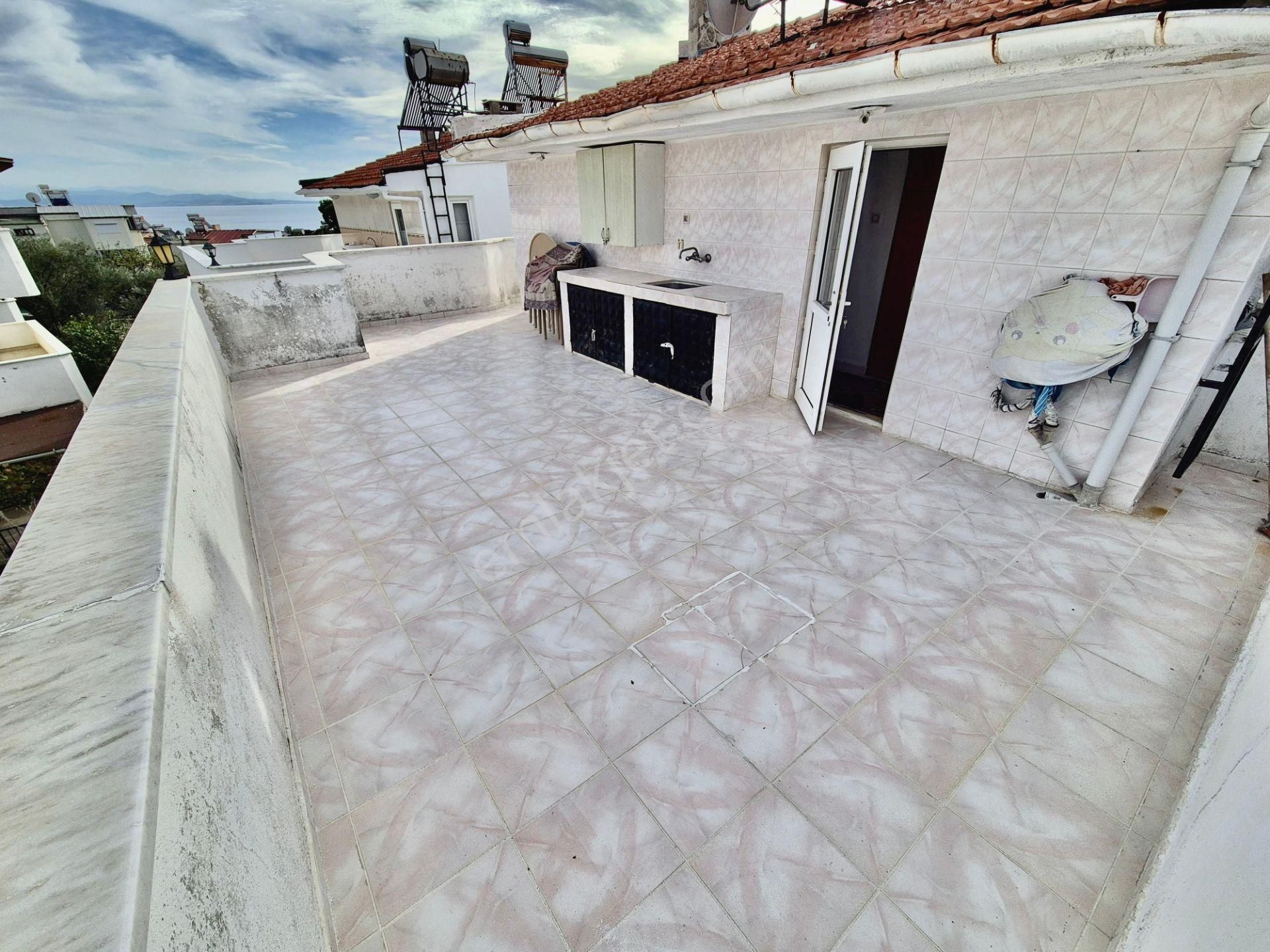 ▓zeytinli Gayrimenkul'den Deniz Manzaralı & Bahçeli 4+1 Satılık Villa - Görsel 7