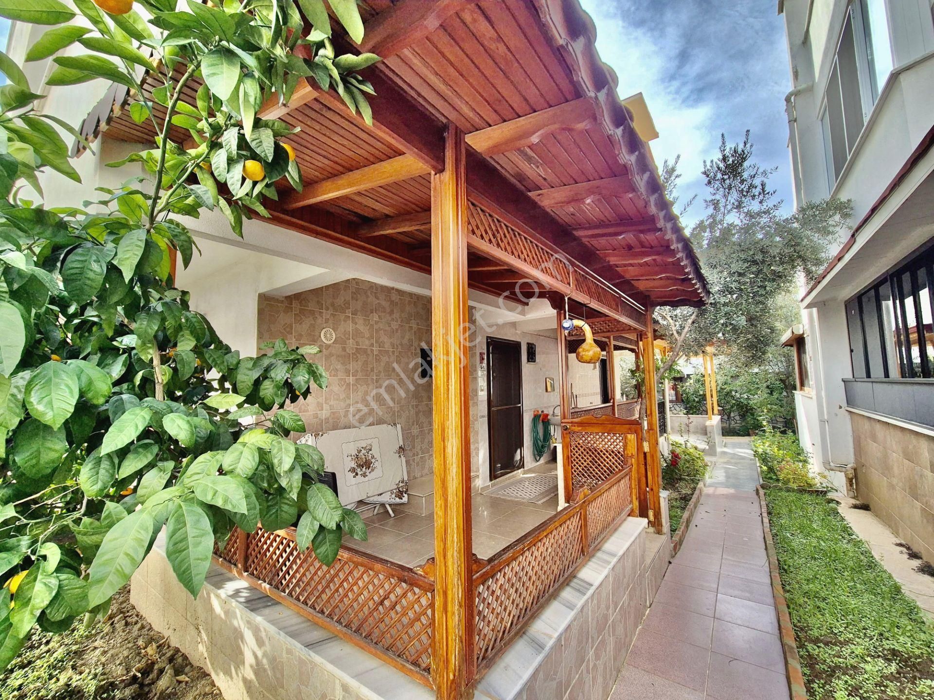 ▓zeytinli Gayrimenkul'den Deniz Manzaralı & Bahçeli 4+1 Satılık Villa - Görsel 33