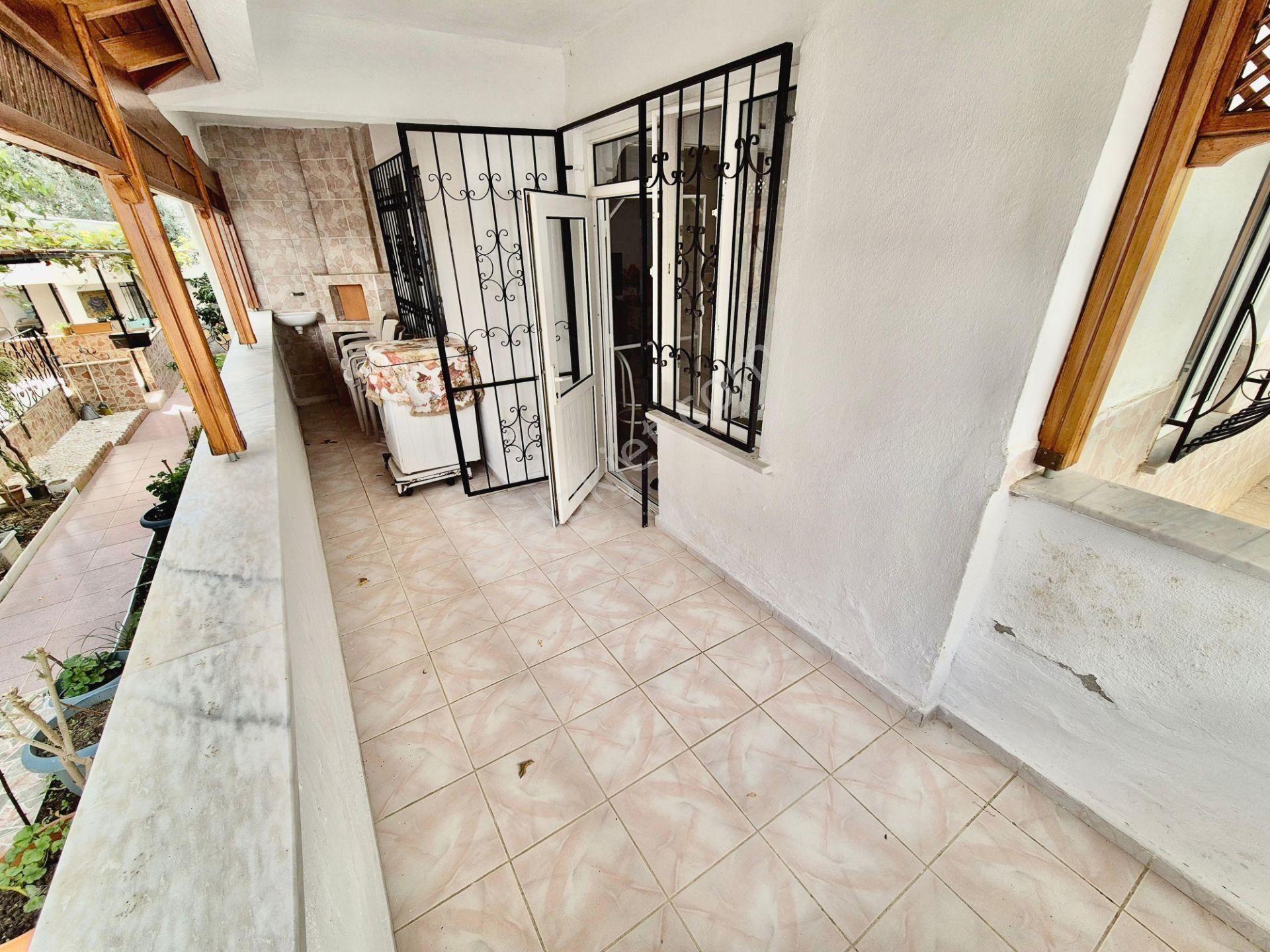 ▓zeytinli Gayrimenkul'den Deniz Manzaralı & Bahçeli 4+1 Satılık Villa - Görsel 22