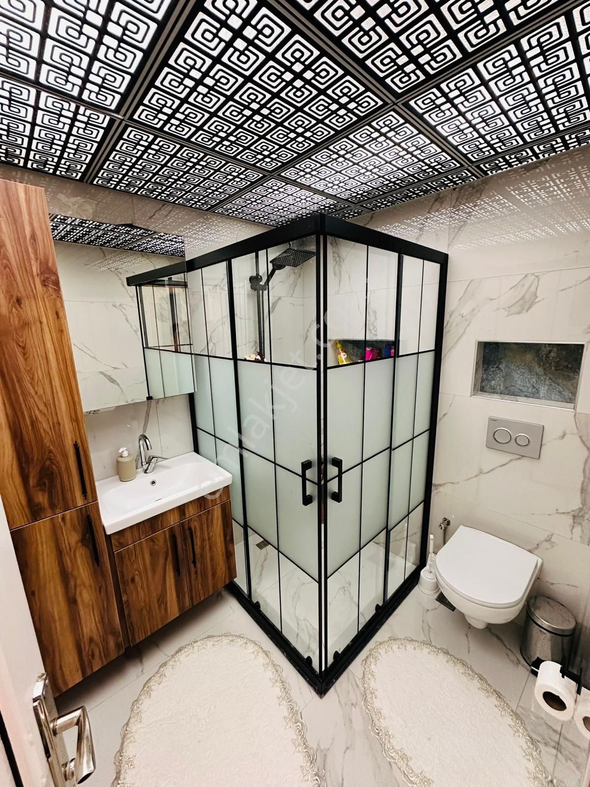 Bahçelievler'de Satılık 3 Katlı Komple Bina - Görsel 25