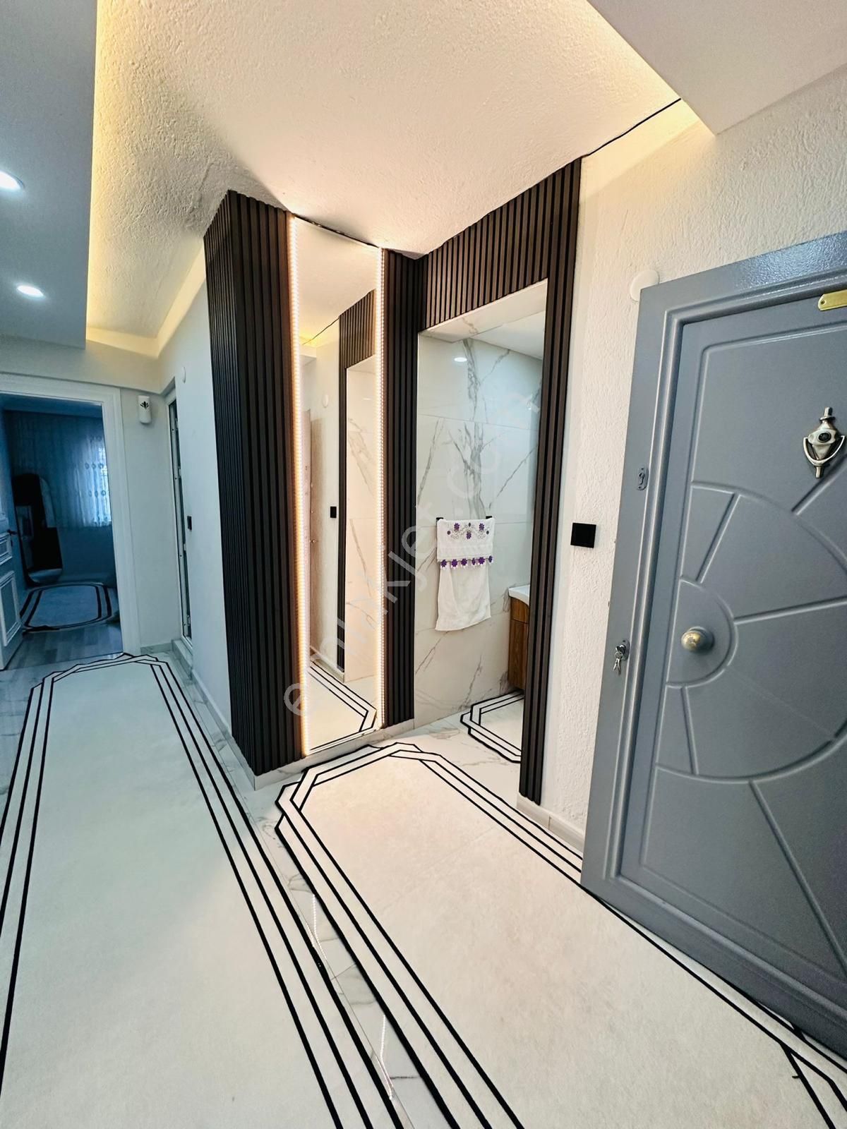 Bahçelievler'de Satılık 3 Katlı Komple Bina - Görsel 5