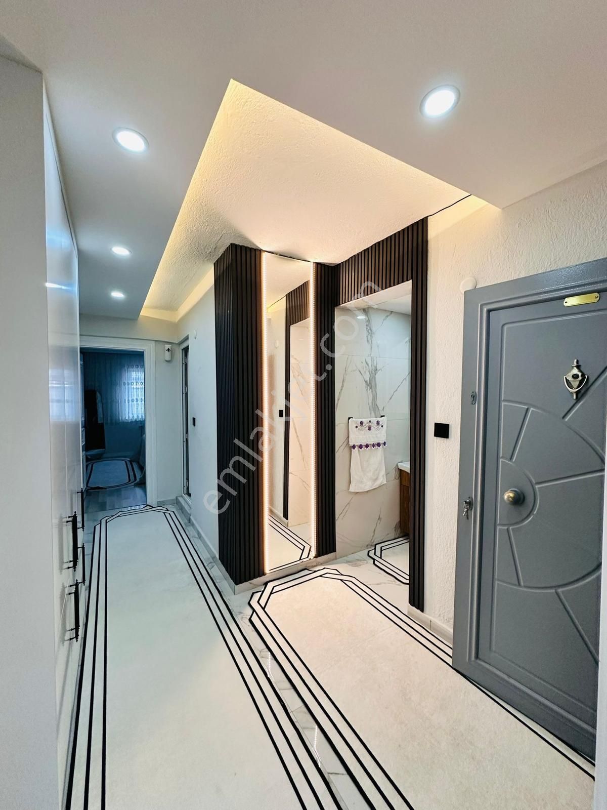 Bahçelievler'de Satılık 3 Katlı Komple Bina - Görsel 3