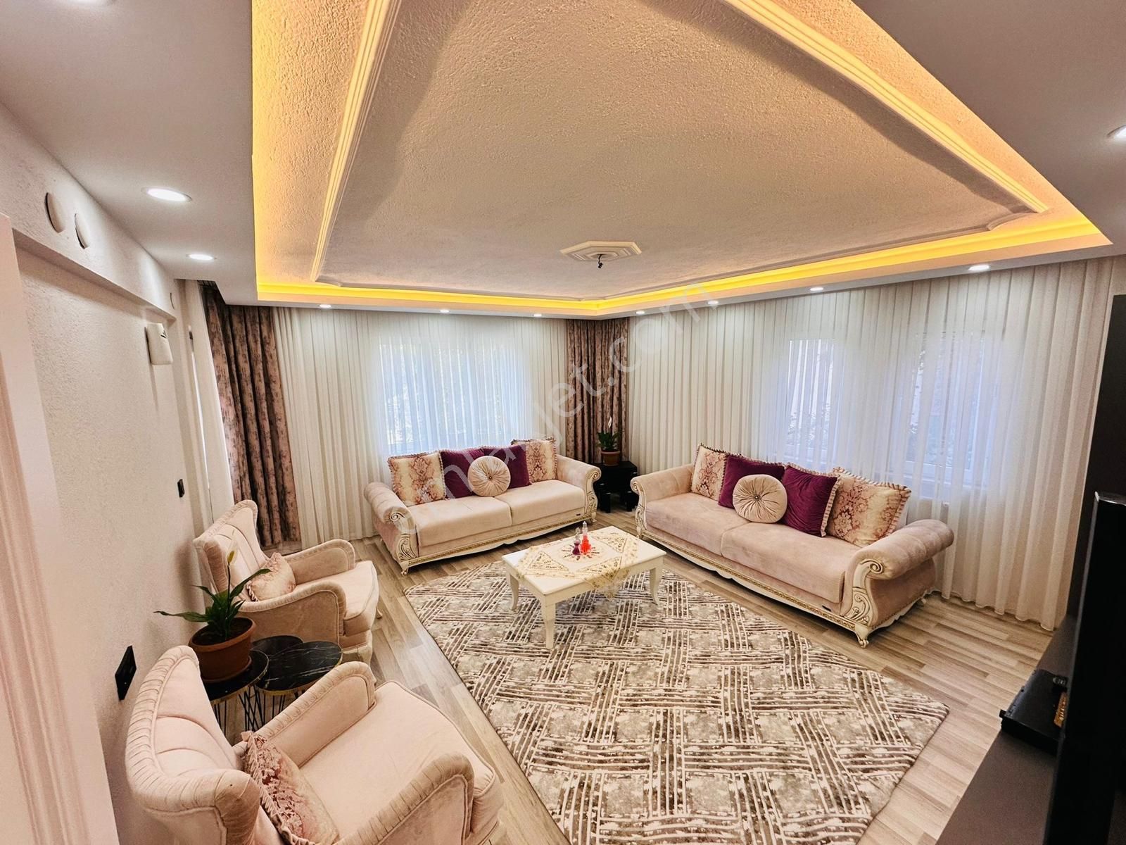 Bahçelievler'de Satılık 3 Katlı Komple Bina - Görsel 22