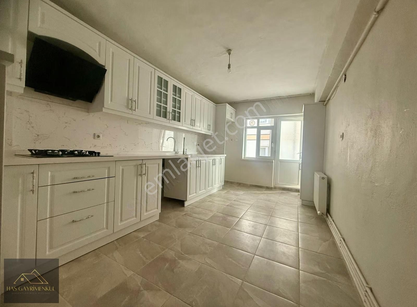 Has Gayirmenkul'den Merkezde 3+1 120 M2 Geniş Bağımsız Daire - Görsel 17