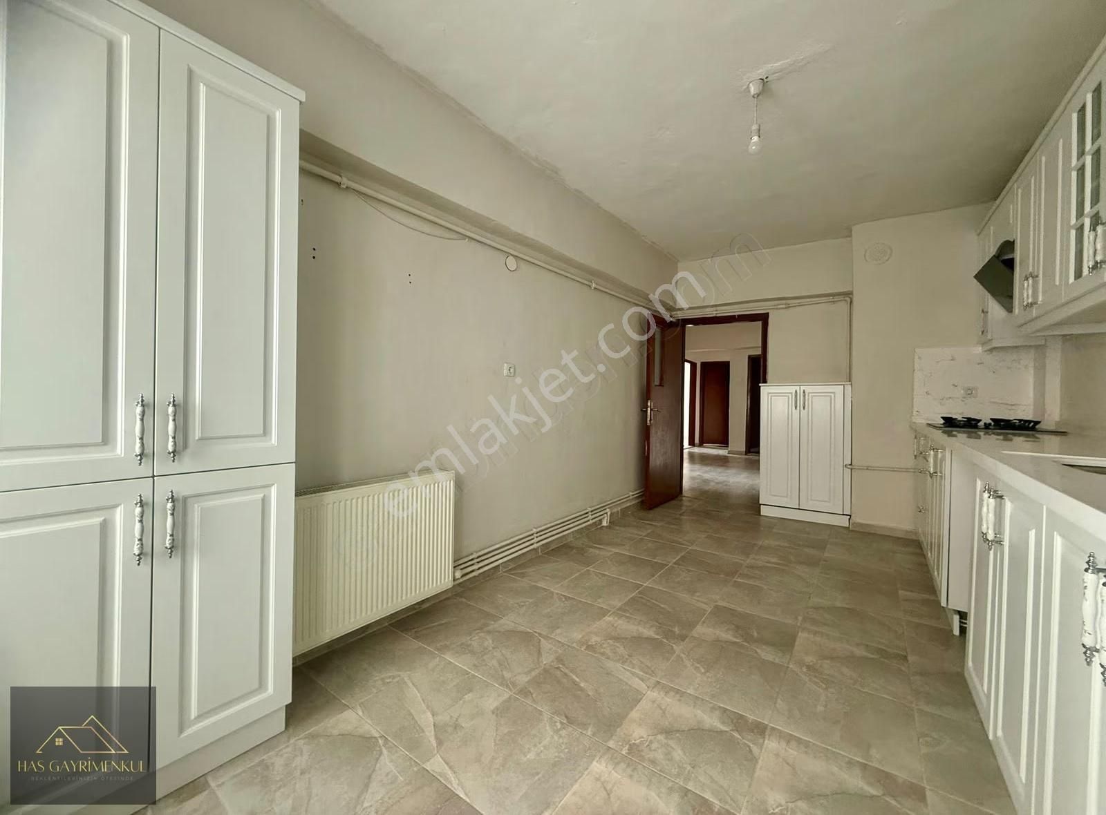Has Gayirmenkul'den Merkezde 3+1 120 M2 Geniş Bağımsız Daire - Görsel 13