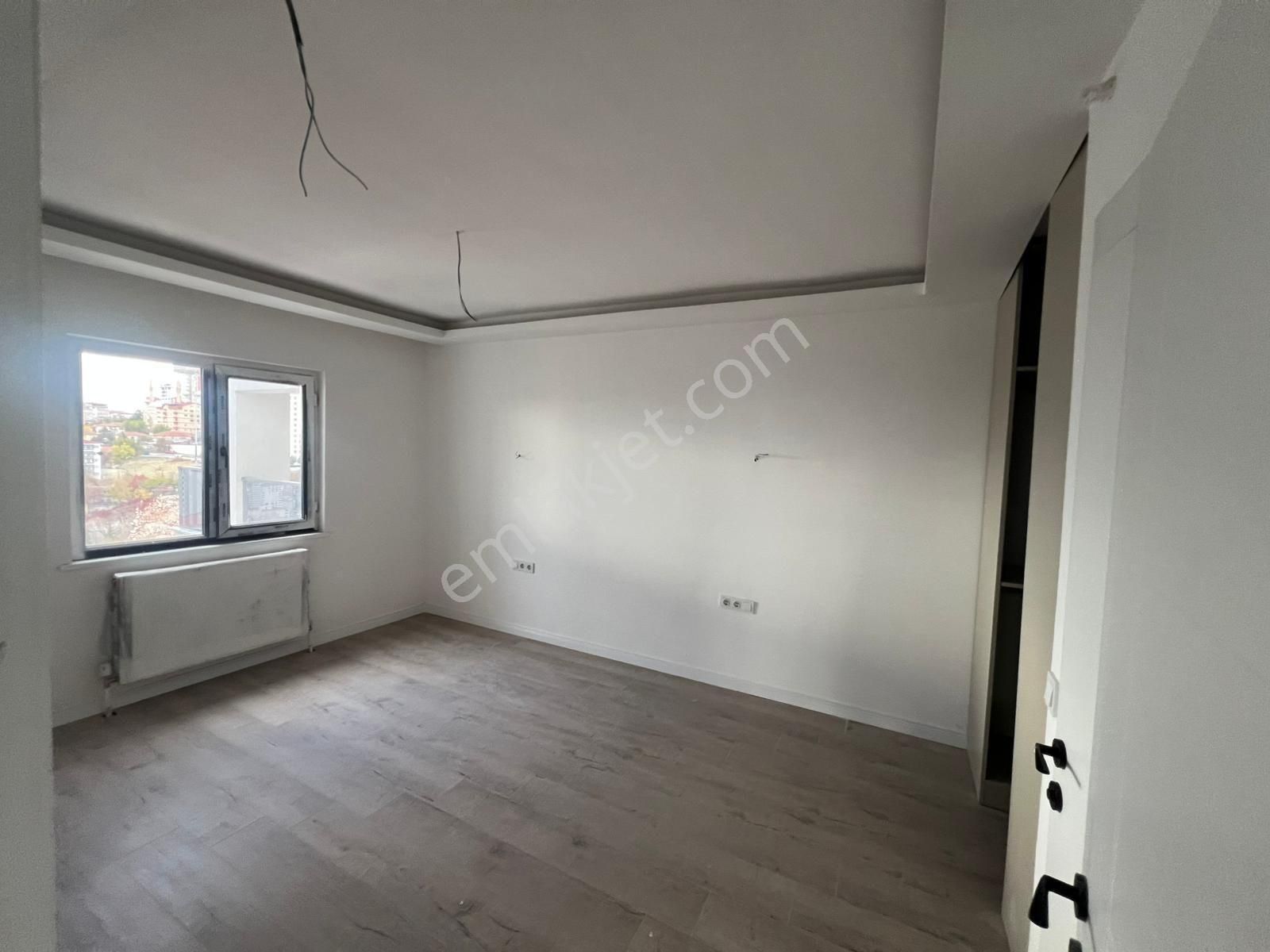 Güventepe'de Ankara Manzaralı Sıfır 4+2 Satılık Dubleks - Görsel 12