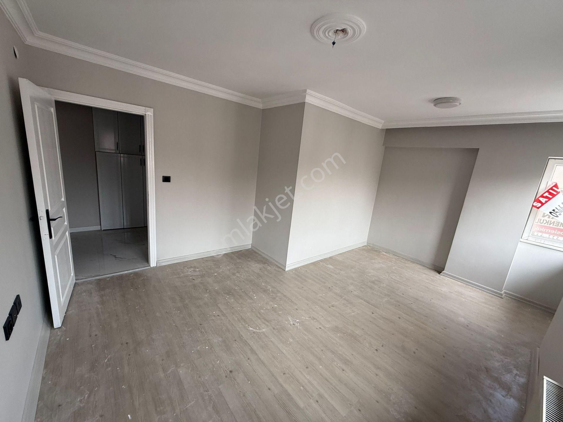 Vatan'dan Bağlarbaşı Merkezde Lüx Yapılı Asansörlü 6+1 Kapalı Teraslı Dublex - Görsel 12