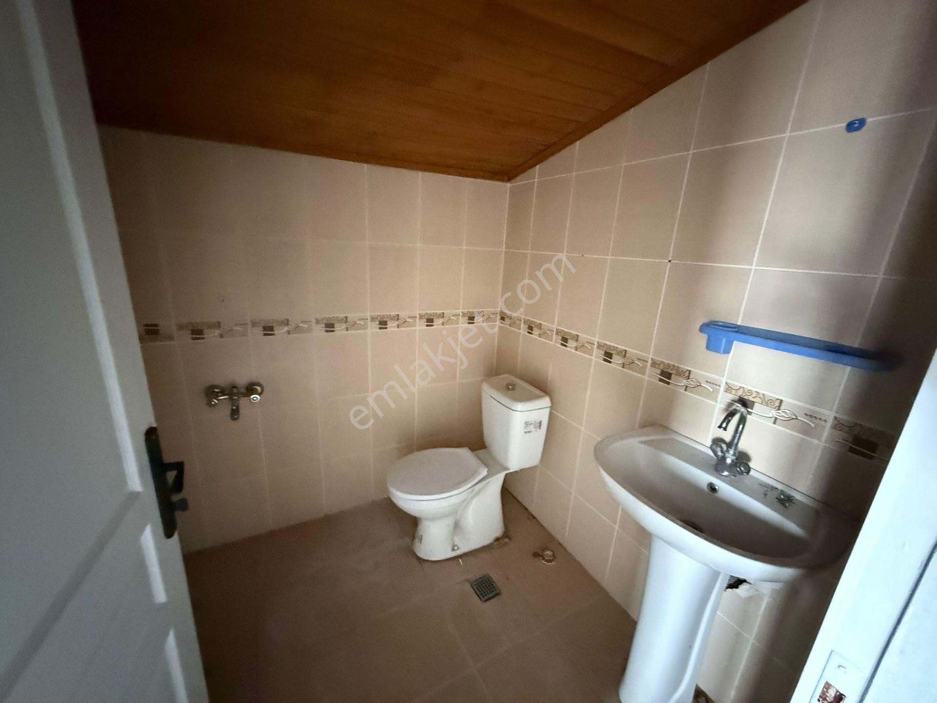 Vatan'dan Bağlarbaşı Merkezde Lüx Yapılı Asansörlü 6+1 Kapalı Teraslı Dublex - Görsel 23