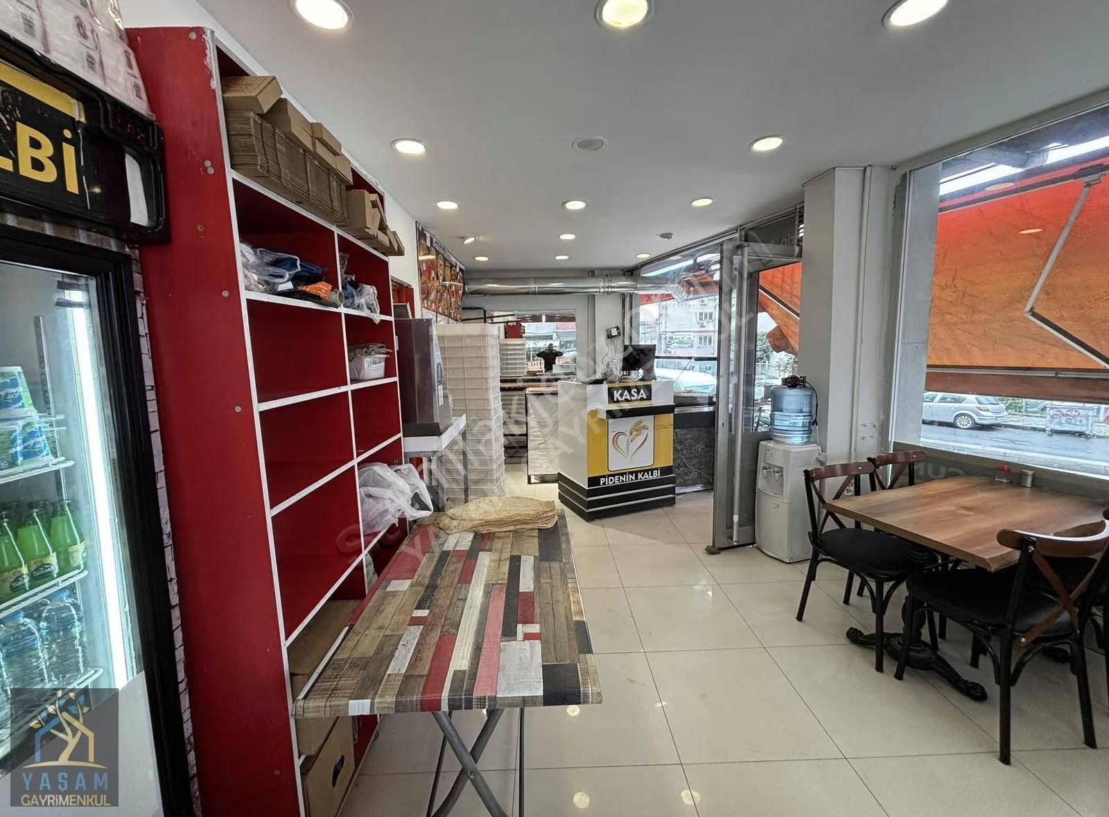 Yaşam Dan Satılık Cadde Üzeri Köşebaşı Dükkan Çift Giriş - Görsel 24