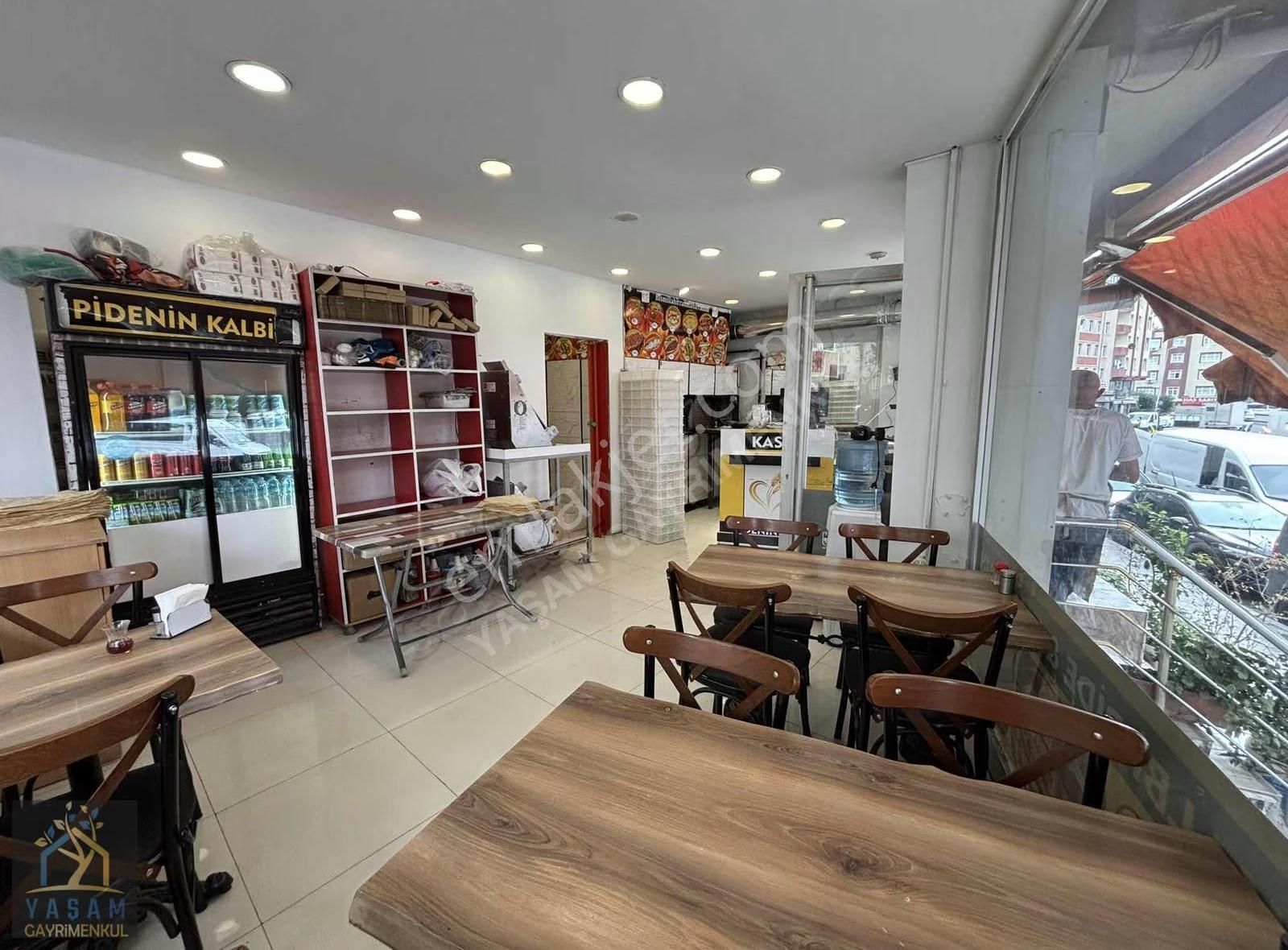 Yaşam Dan Satılık Cadde Üzeri Köşebaşı Dükkan Çift Giriş - Görsel 21