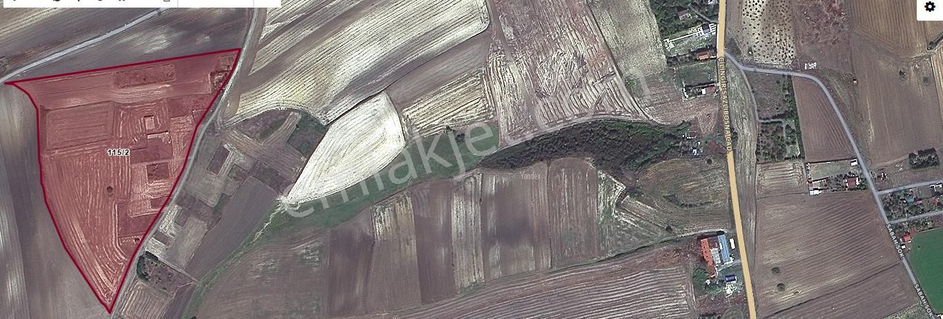 Arnavutköy Çilingirde Satılık Arsa , 3000 M2 Hisseli Yolu Var Evlerin Yakını - Görsel 8