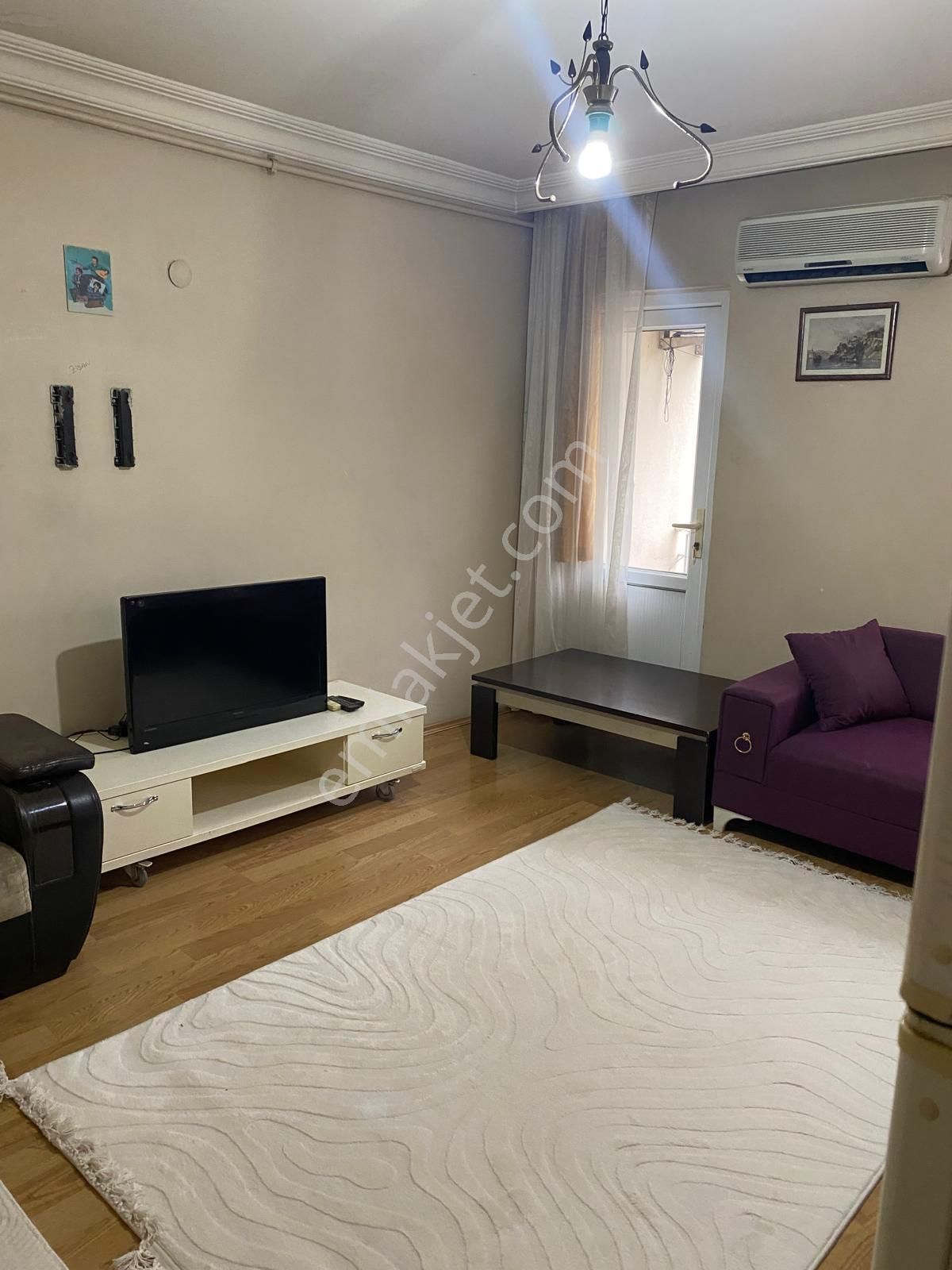 Merkezi Konumda Kiralık Daire!!! - Görsel 2