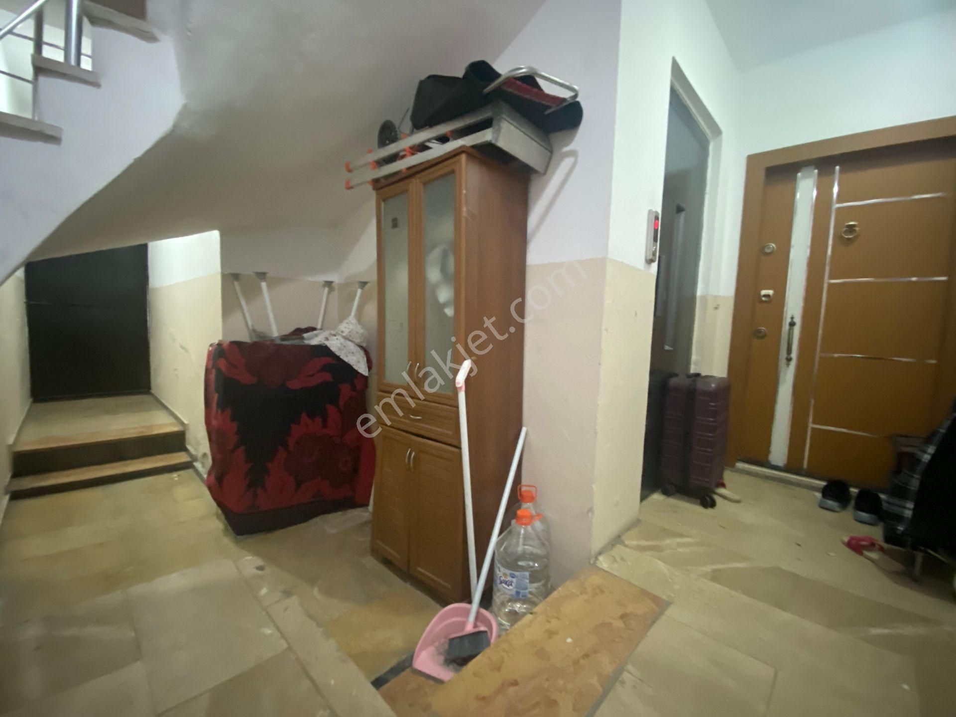 Avrupa Emlaktan Esenler Fatih Mh 90m²2+1 Bahçekat,8-10 Yaş Arası,krediye Uygun,iskanlı,satılık Daire - Görsel 23