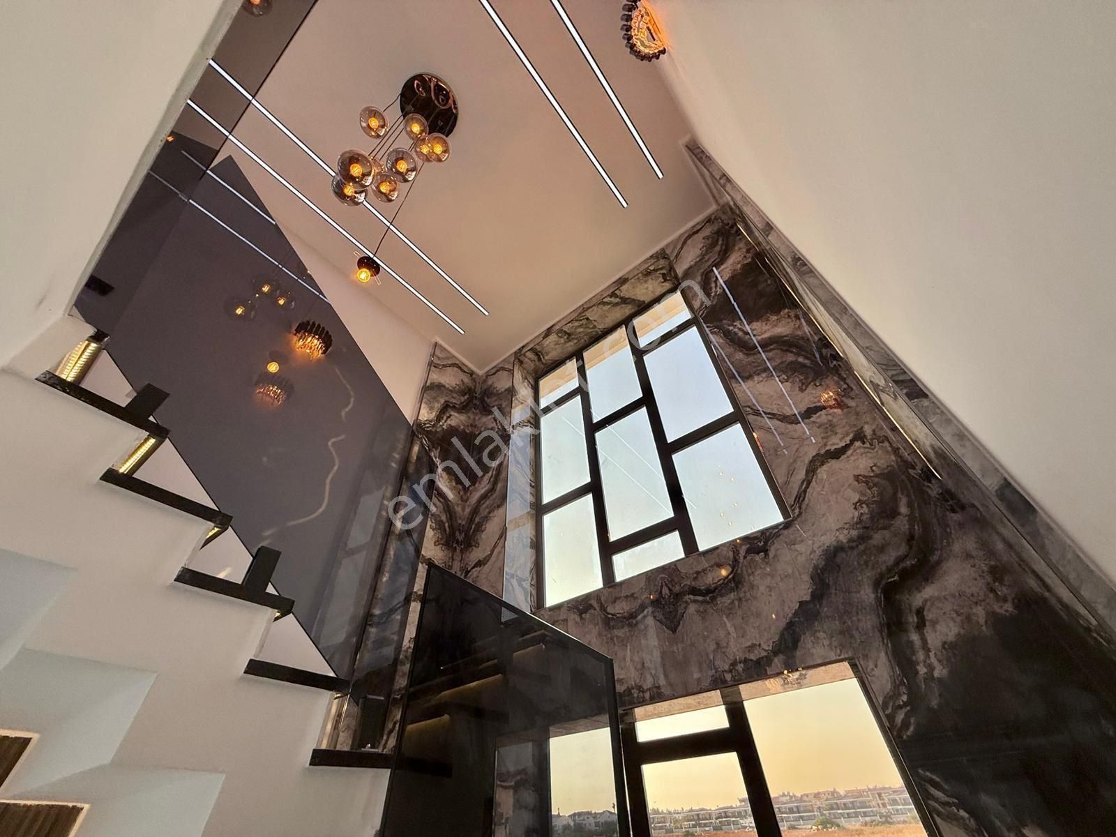 Didim Efeler Mah. Tam Müstakil Lüks Villa - Görsel 24