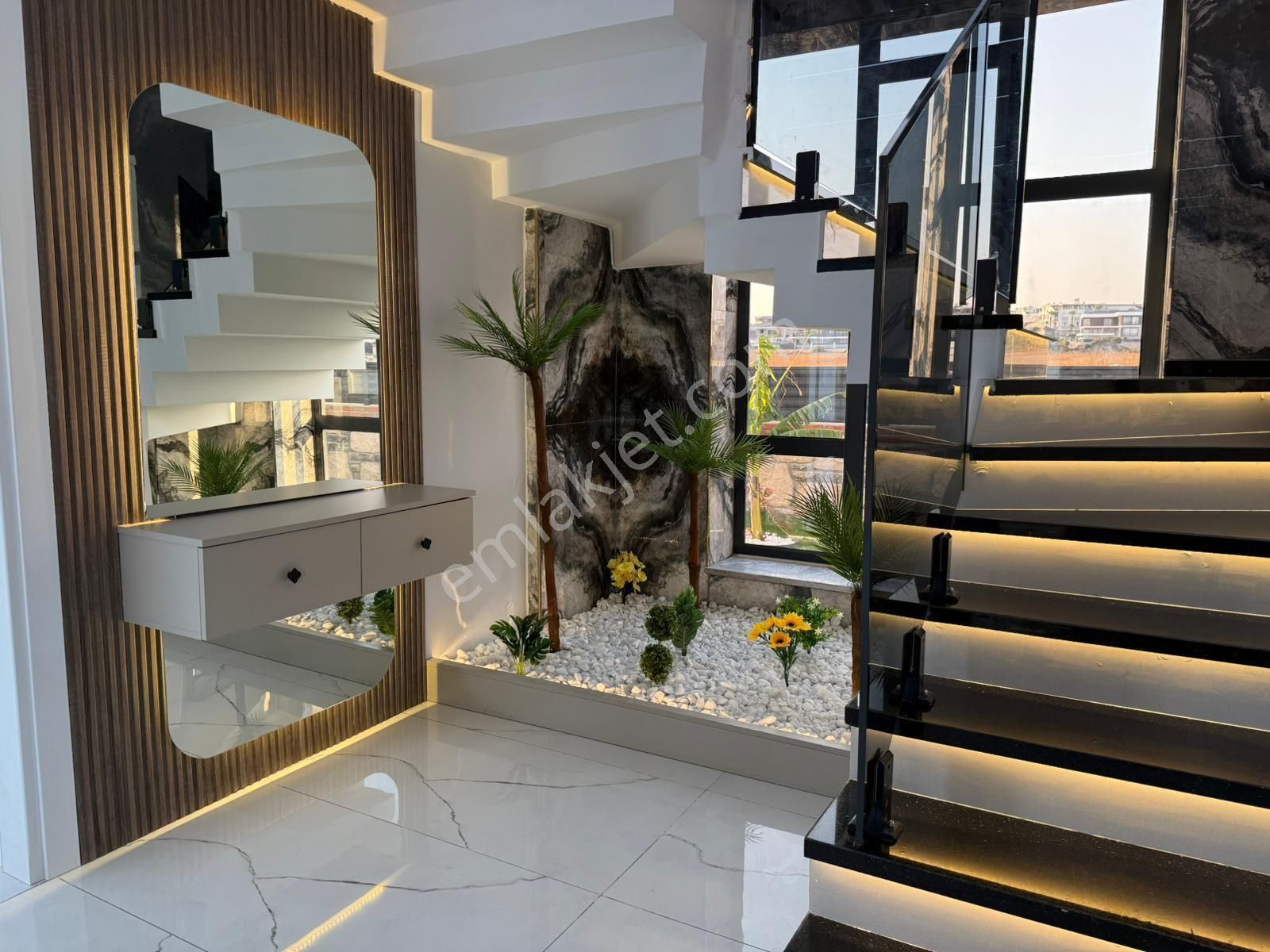 Didim Efeler Mah. Tam Müstakil Lüks Villa - Görsel 23