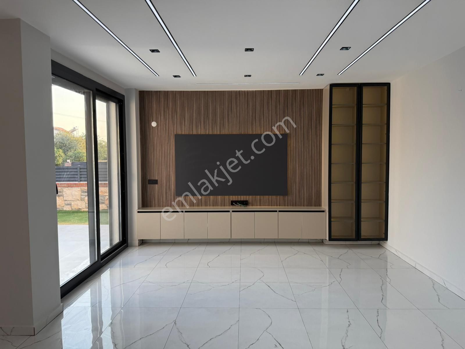 Didim Efeler Mah. Tam Müstakil Lüks Villa - Görsel 17