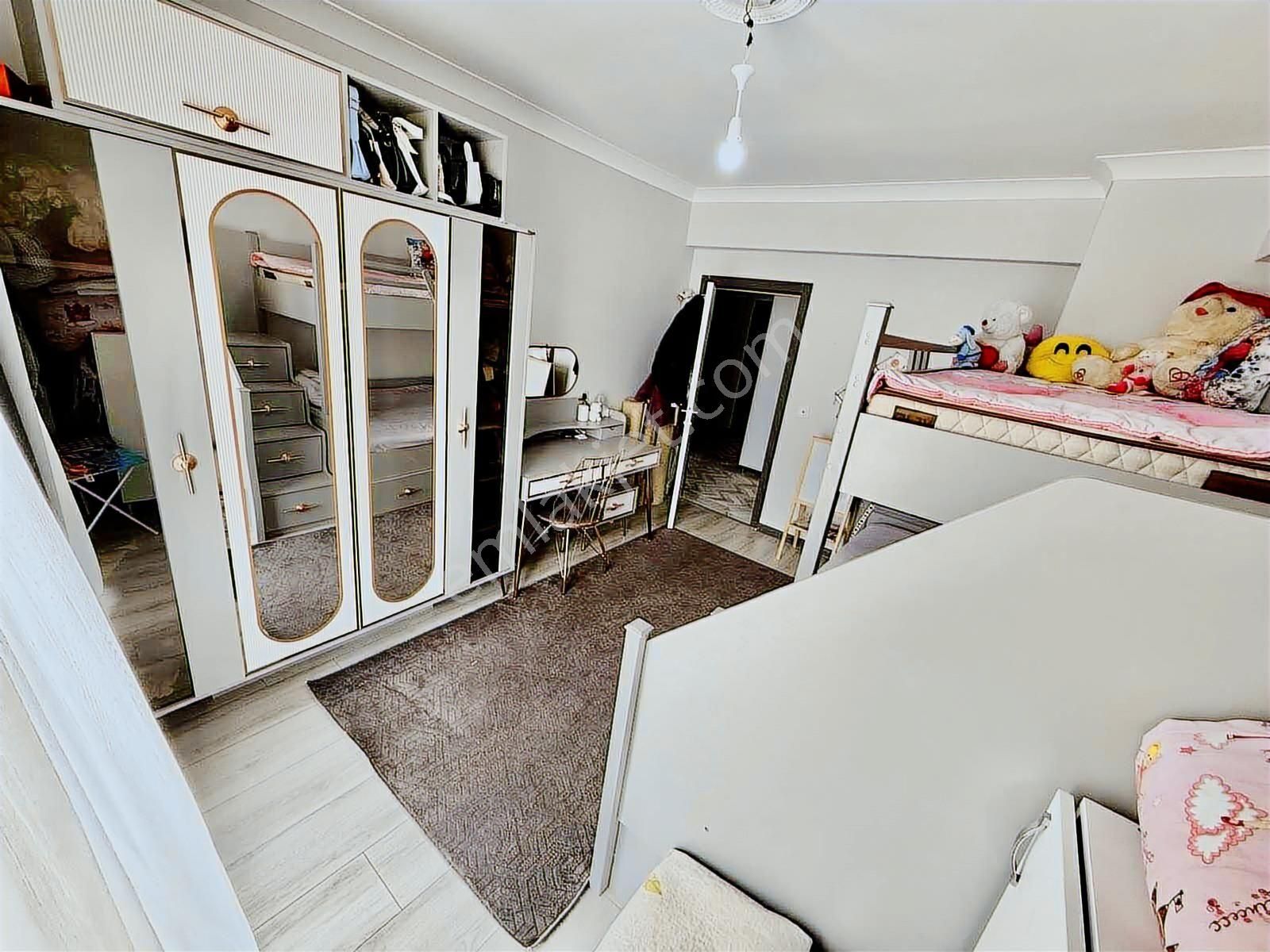 Yeni Çınar'dan Sitede Ara Kat Teras,cam Balkon'lu Lüx 3+1 Daire. - Görsel 22